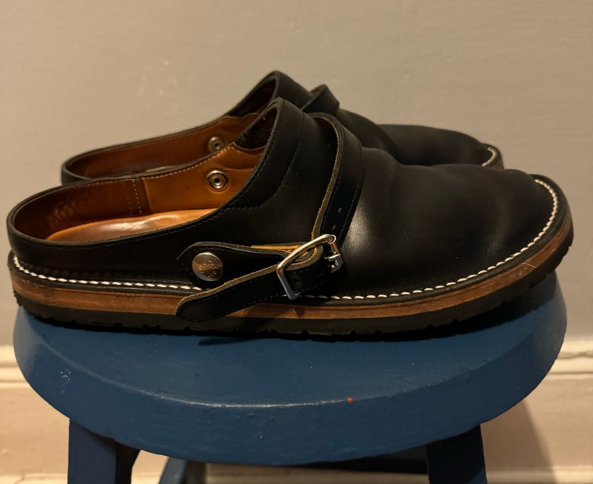 Photo by mister_stantastic on February 6, 2024 of the Zerrows Sabot Sandal in Horween Black Chromexcel.
