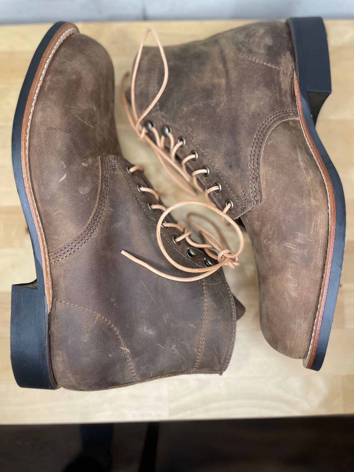 Photo by WoodAndStone on October 1, 2022 of the Canada West Boots WM. Moorby 2855 in Pan Am Crazy Horse.