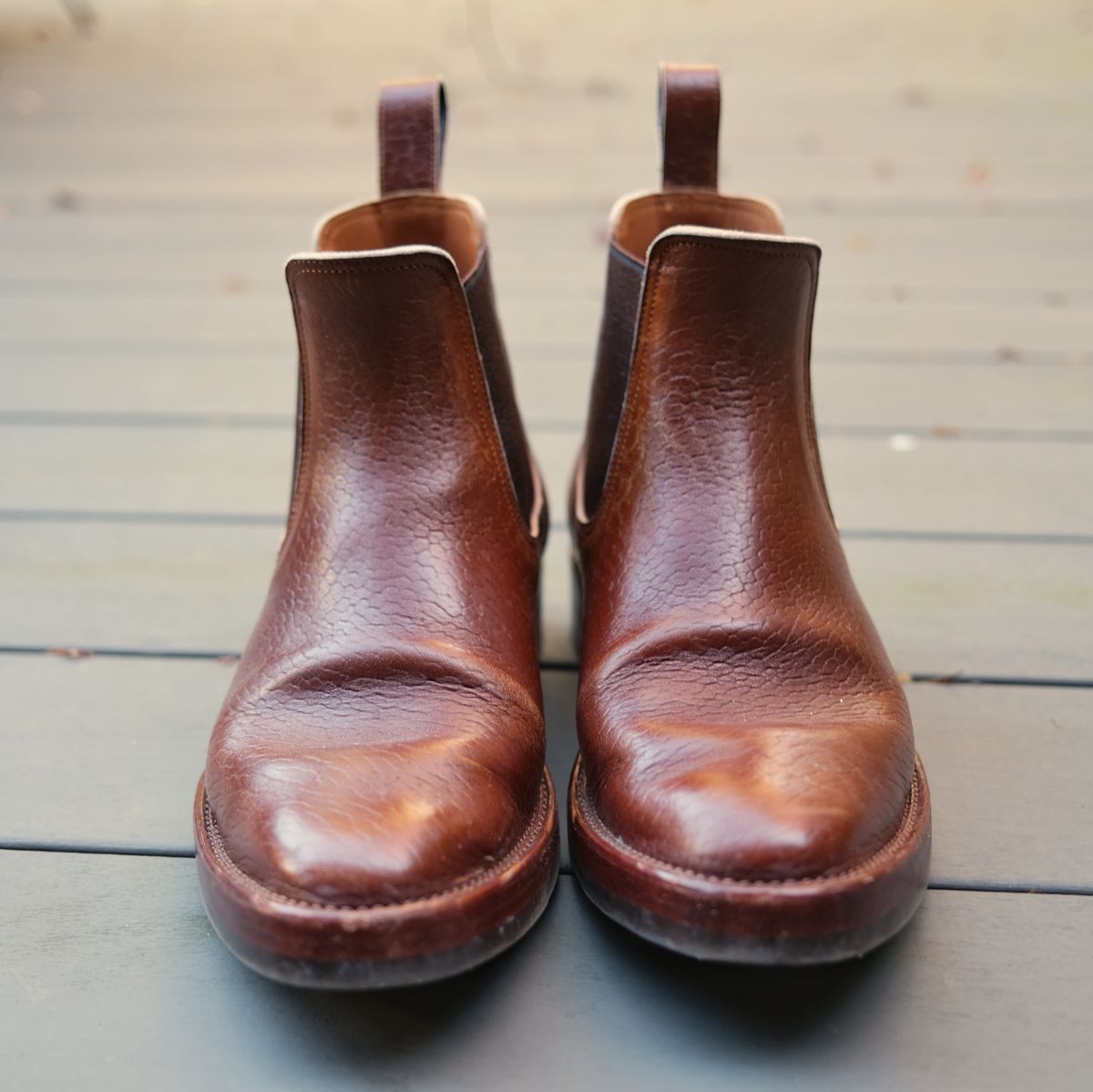 Photo by ath on December 2, 2022 of the Benzein The Seventh Chelsea Boot in Shinki Brown Oiled Horsebutt.