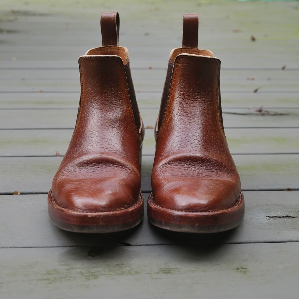 Photo by ath on January 6, 2023 of the Benzein The Seventh Chelsea Boot in Shinki Brown Oiled Horsebutt.