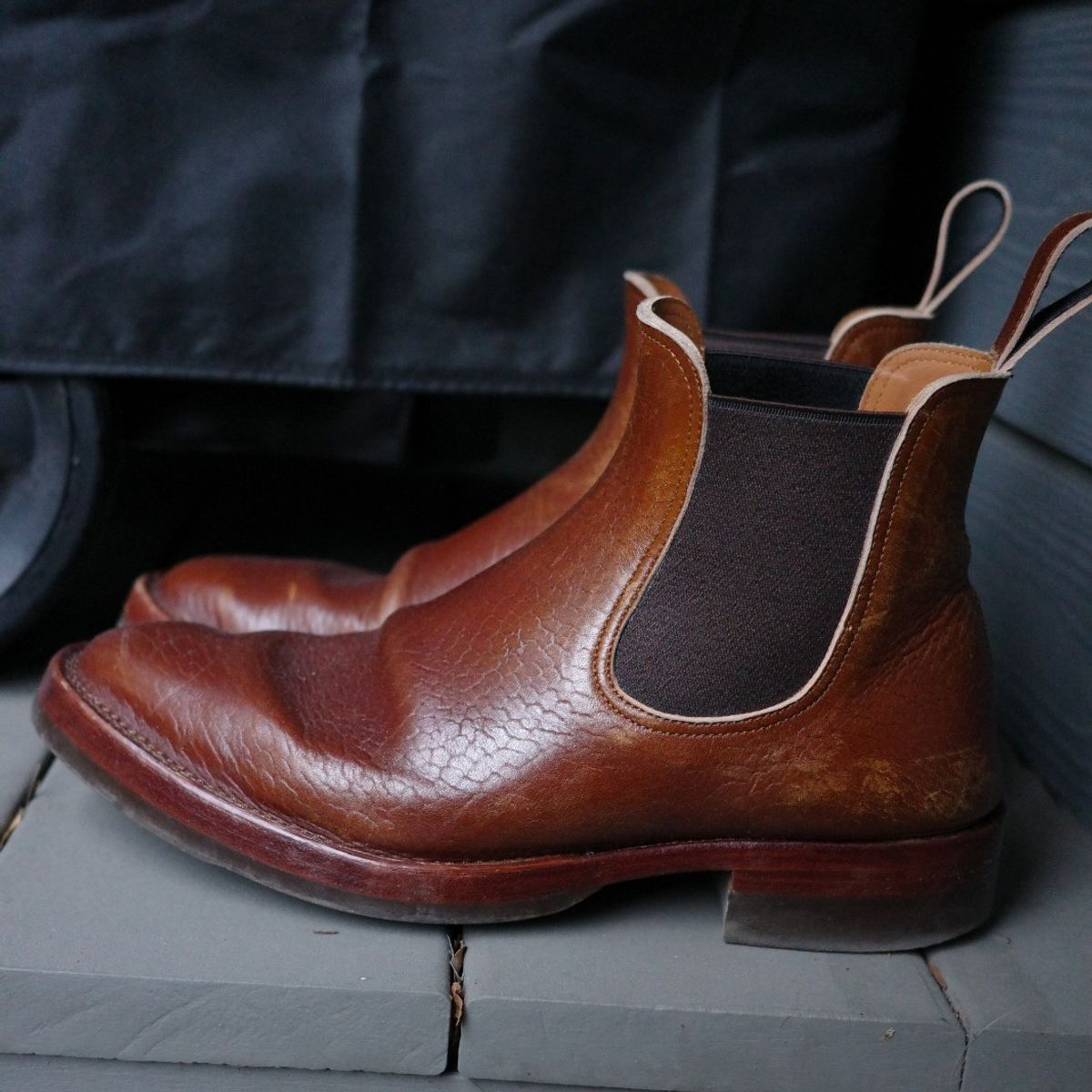 Photo by ath on February 5, 2023 of the Benzein The Seventh Chelsea Boot in Shinki Brown Oiled Horsebutt.