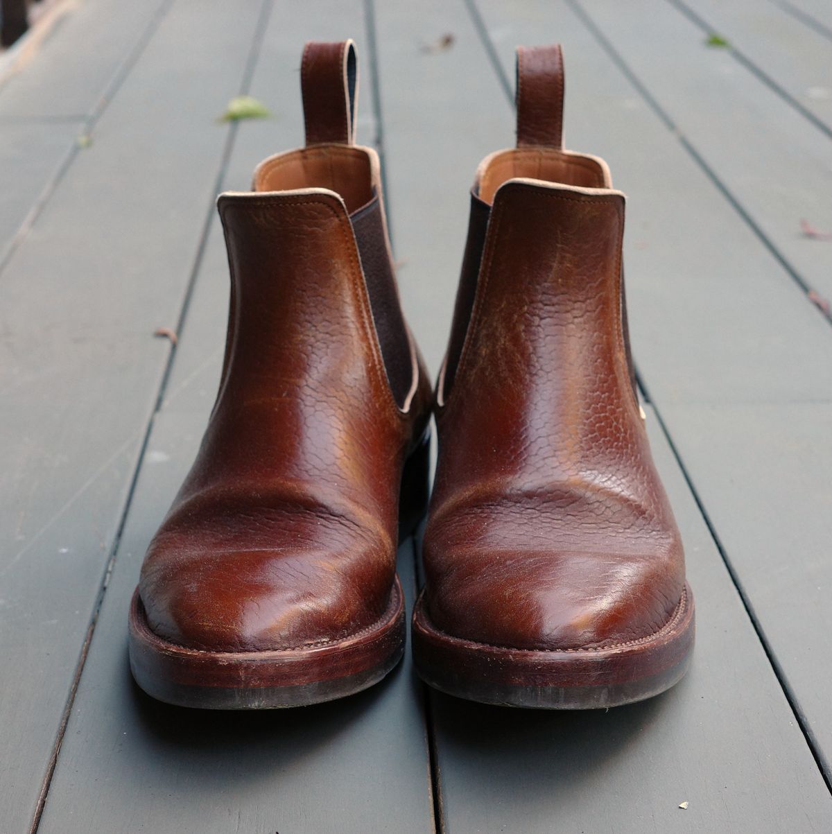 Photo by ath on March 6, 2023 of the Benzein The Seventh Chelsea Boot in Shinki Brown Oiled Horsebutt.