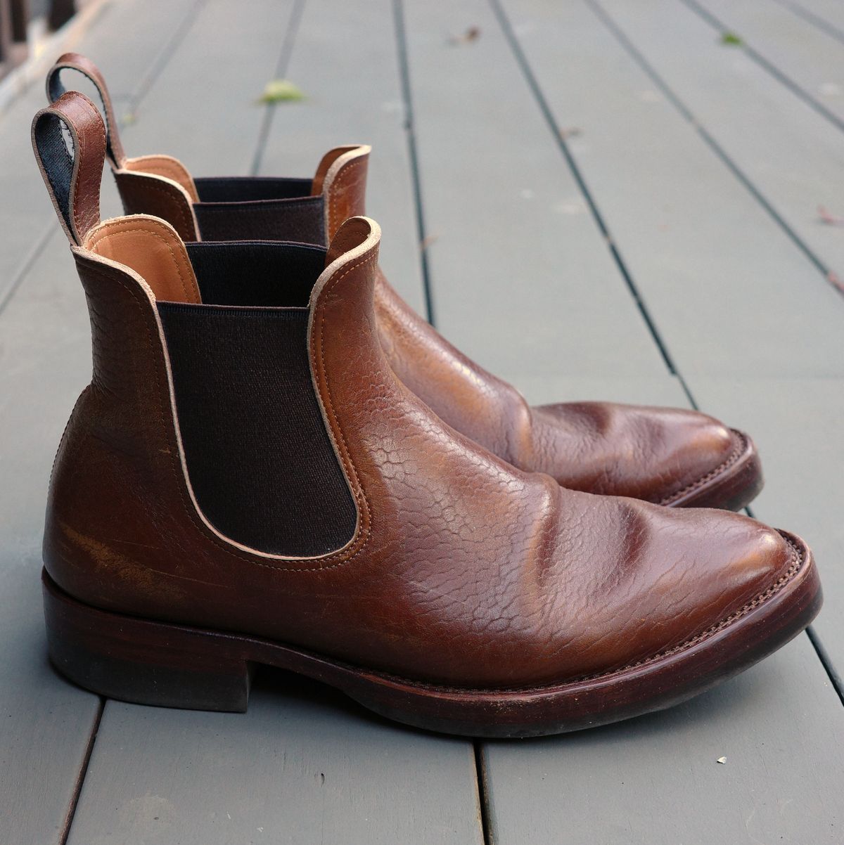 Photo by ath on March 6, 2023 of the Benzein The Seventh Chelsea Boot in Shinki Brown Oiled Horsebutt.