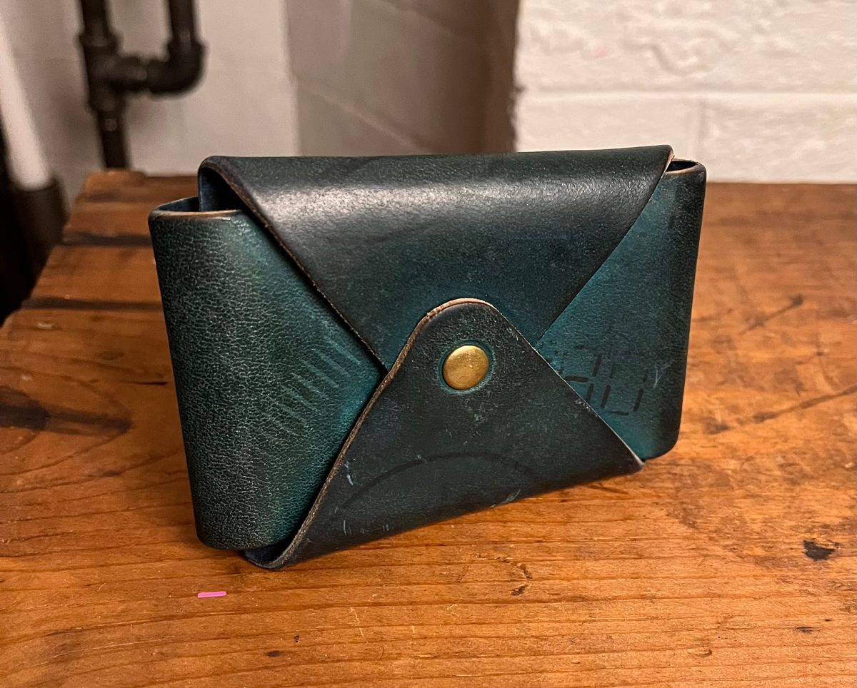 Photo by raw_indighoul on January 6, 2026 of the Neilson Leather Co Stitchless Wallet in Horween Navy Shell Cordovan.