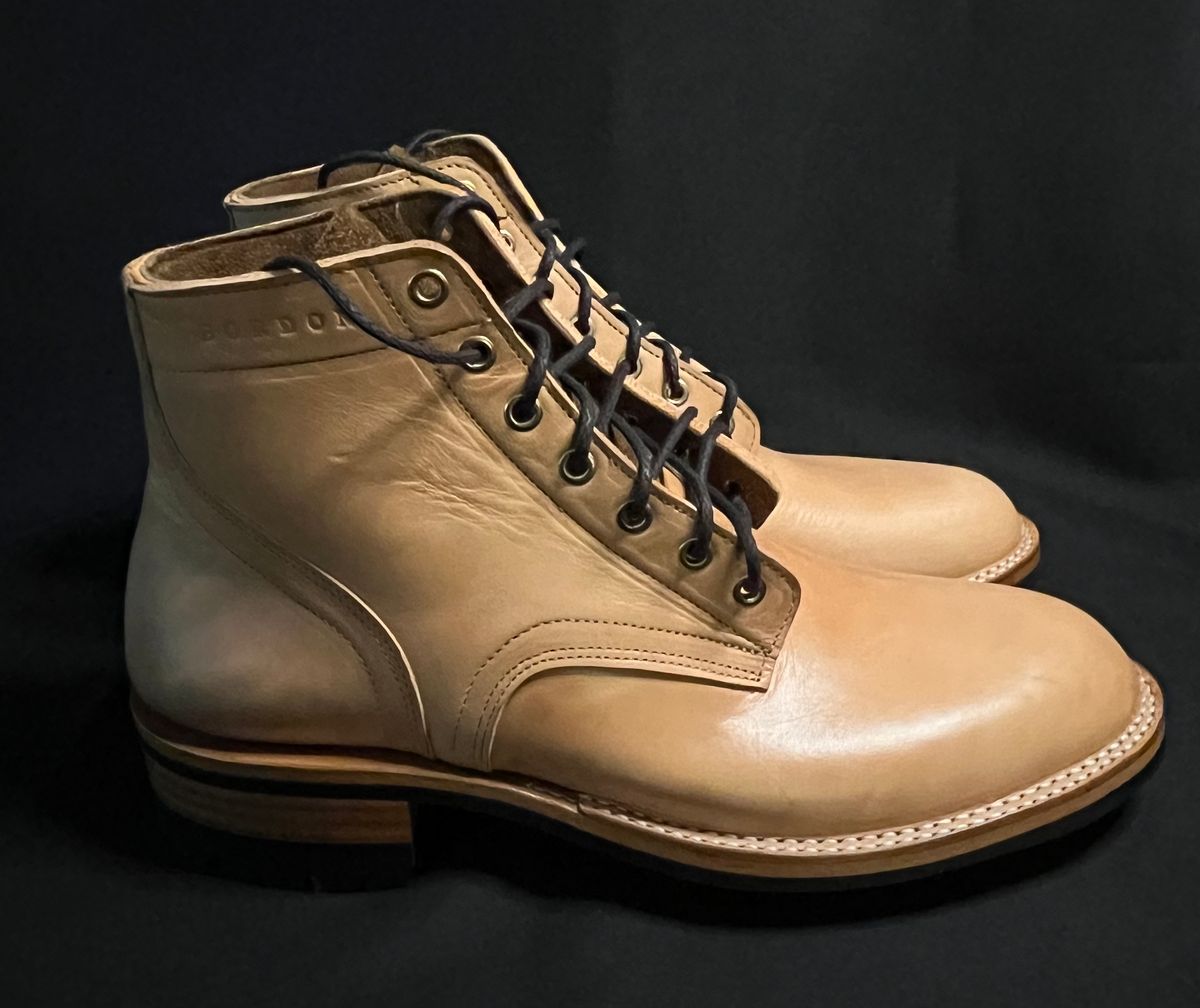 Photo by raw_indighoul on September 7, 2025 of the Bordon Wanes in Wickett & Craig Natural Veg Tan.