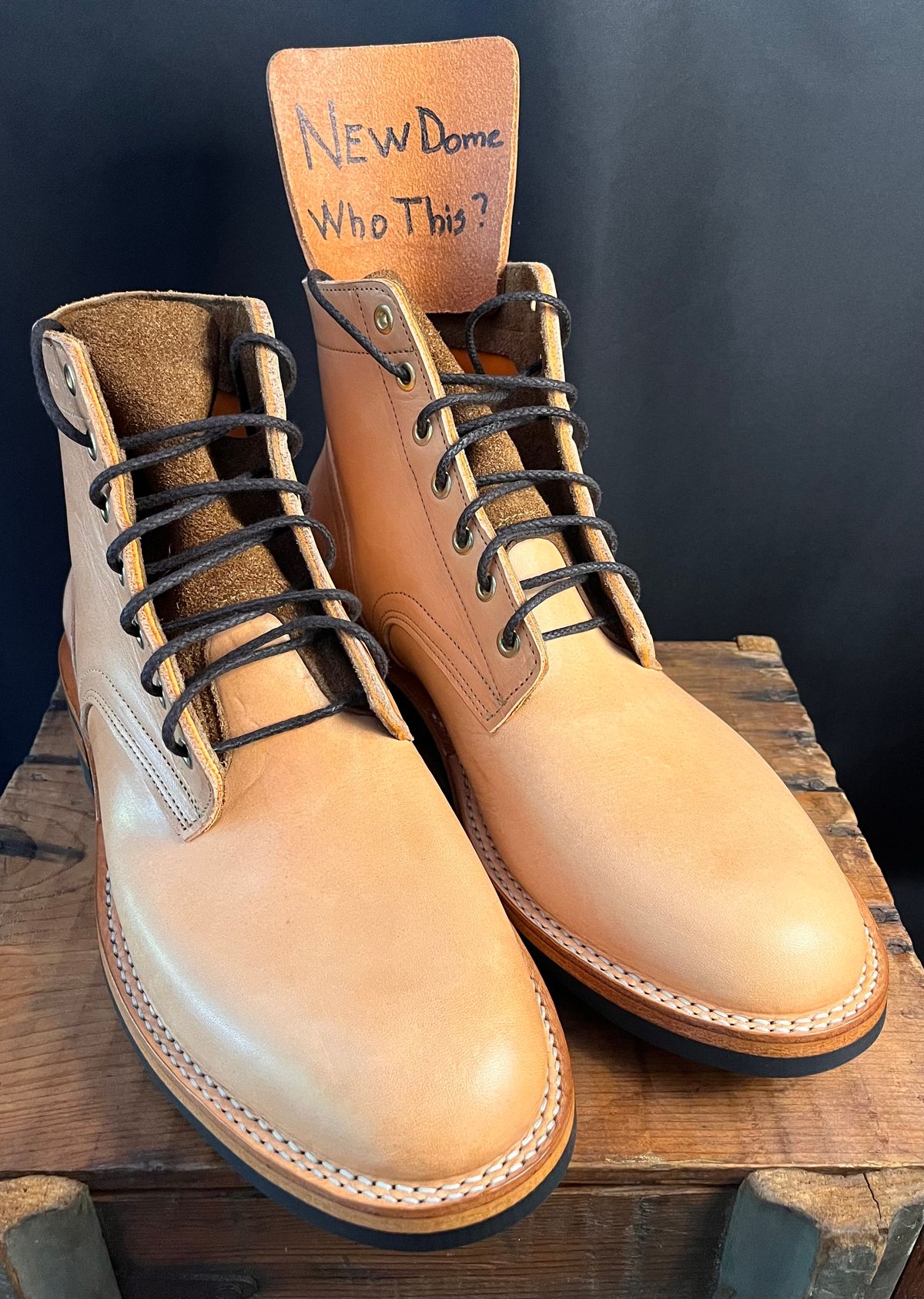 Photo by raw_indighoul on October 1, 2025 of the Bordon Wanes in Wickett & Craig Natural Veg Tan.