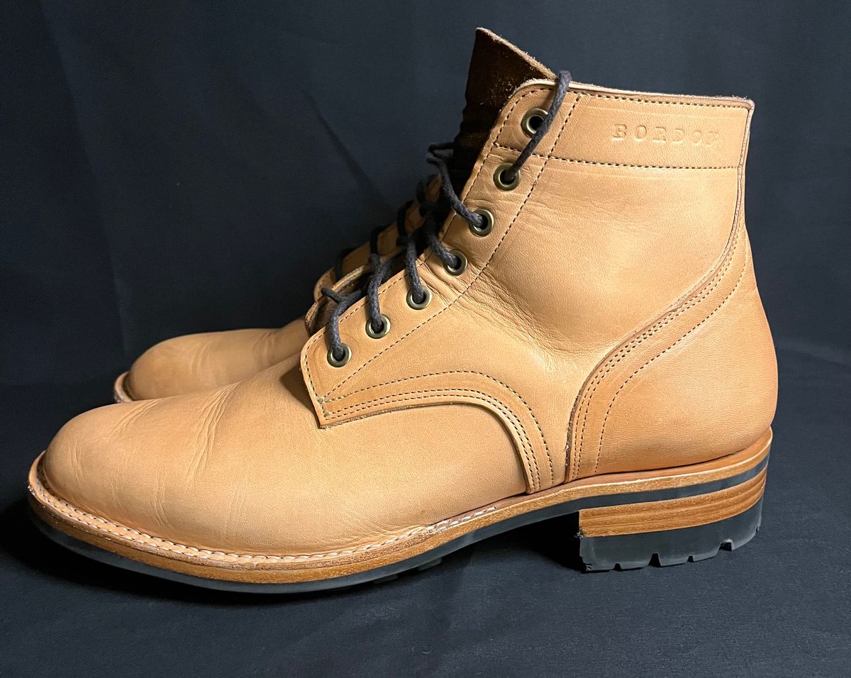 Photo by raw_indighoul on November 6, 2025 of the Bordon Wanes in Wickett & Craig Natural Veg Tan.