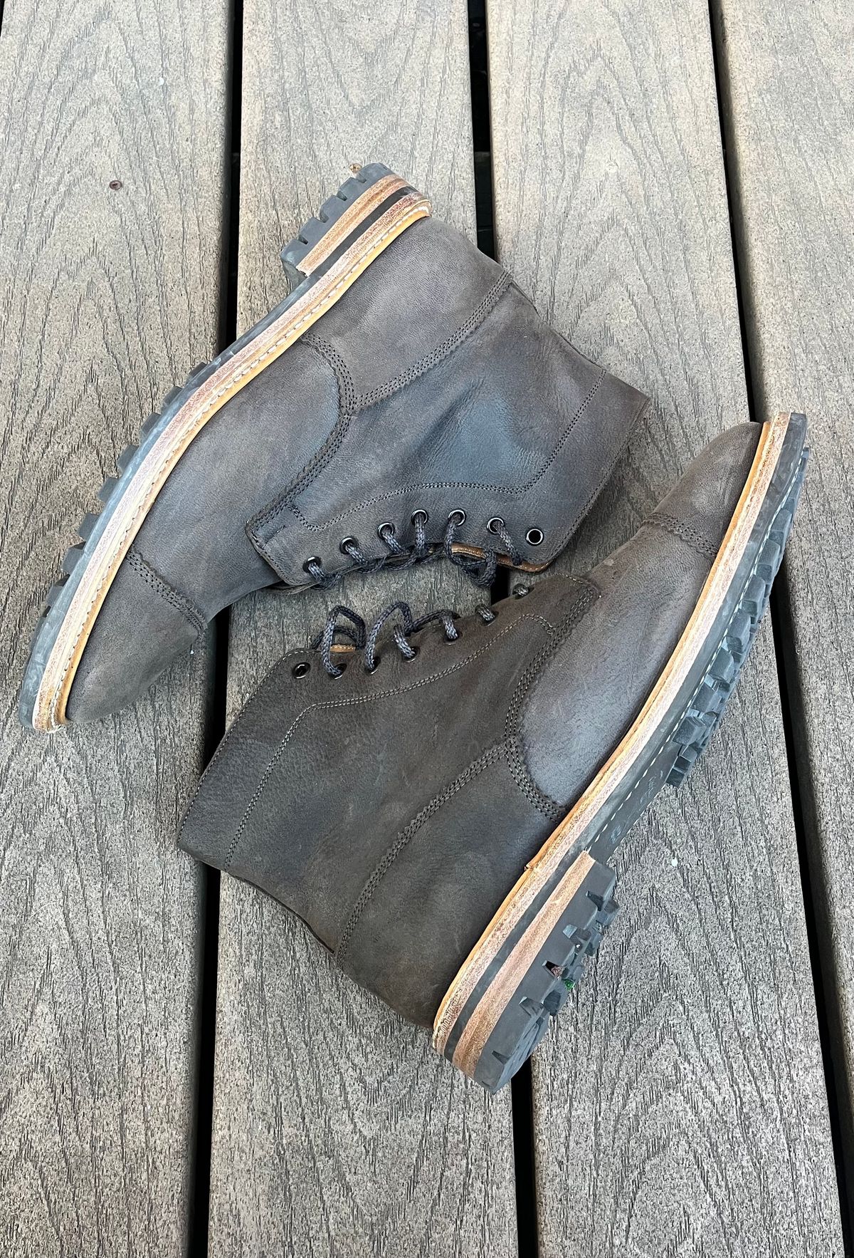 Photo by raw_indighoul on January 4, 2024 of the Tricker's x Division Road Dean Boot in C.F. Stead Bronze Unicorn Elk.