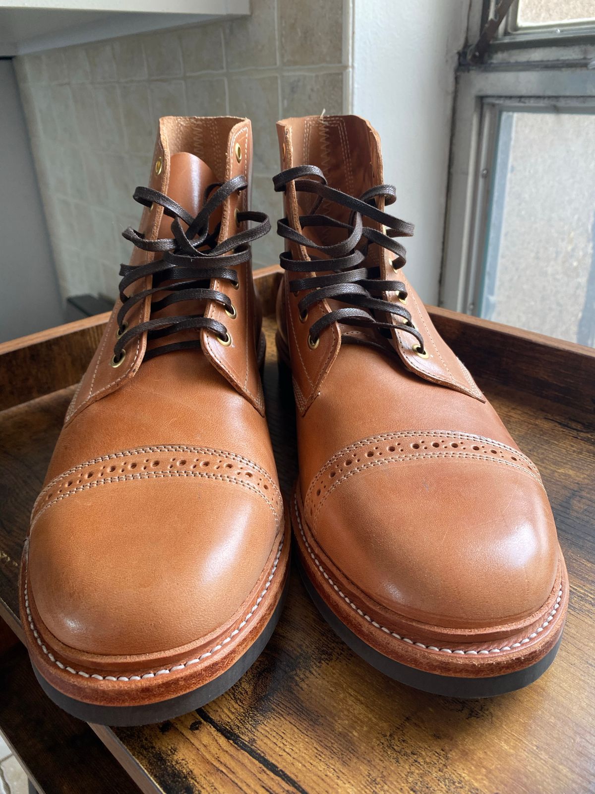 Photo by raw_indighoul on October 2, 2022 of the Oak Street Bootmakers Field Boot in Maryam Natural Horsebutt.