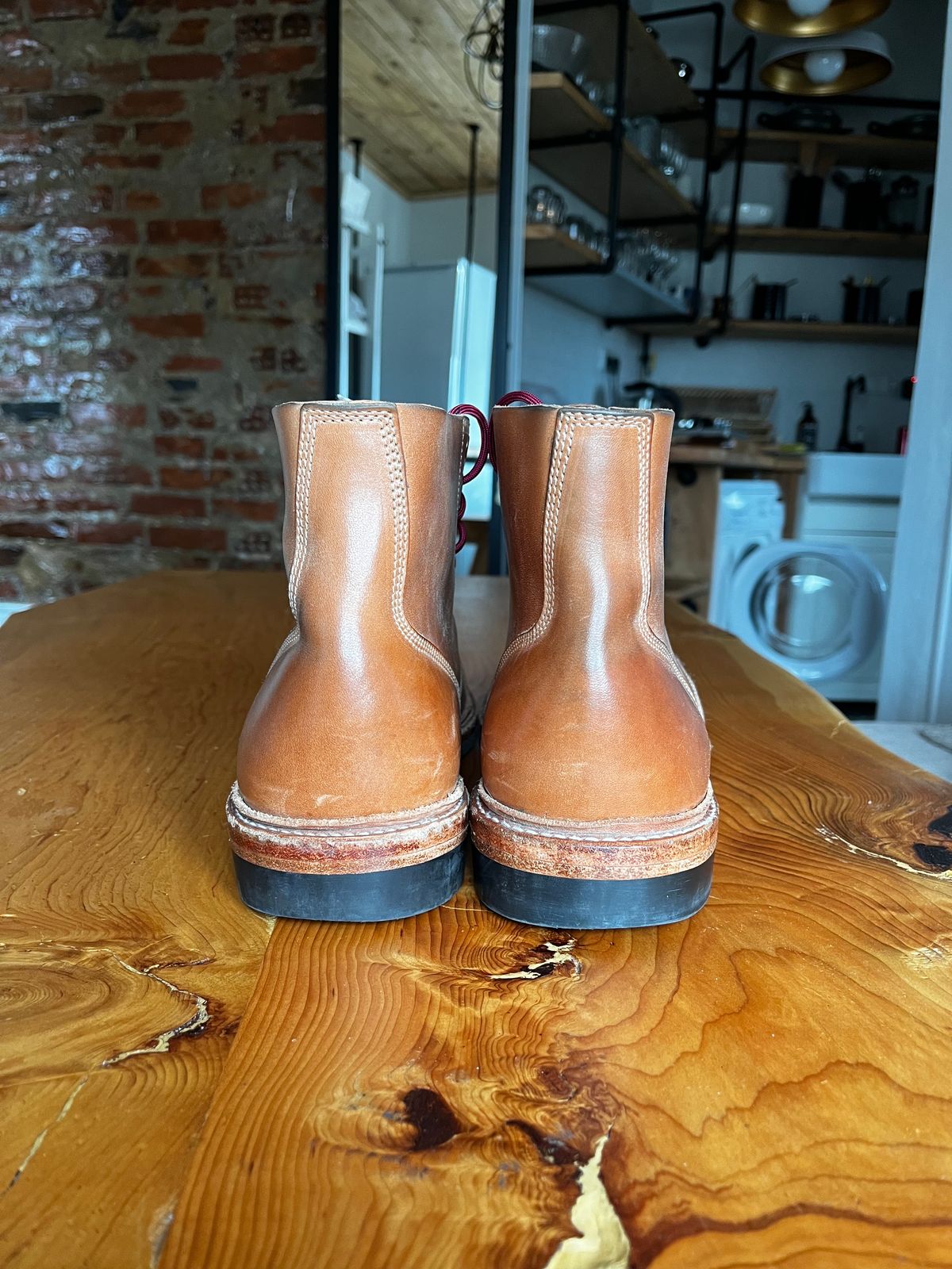 Photo by raw_indighoul on April 5, 2023 of the Oak Street Bootmakers Field Boot in Maryam Natural Horsebutt.