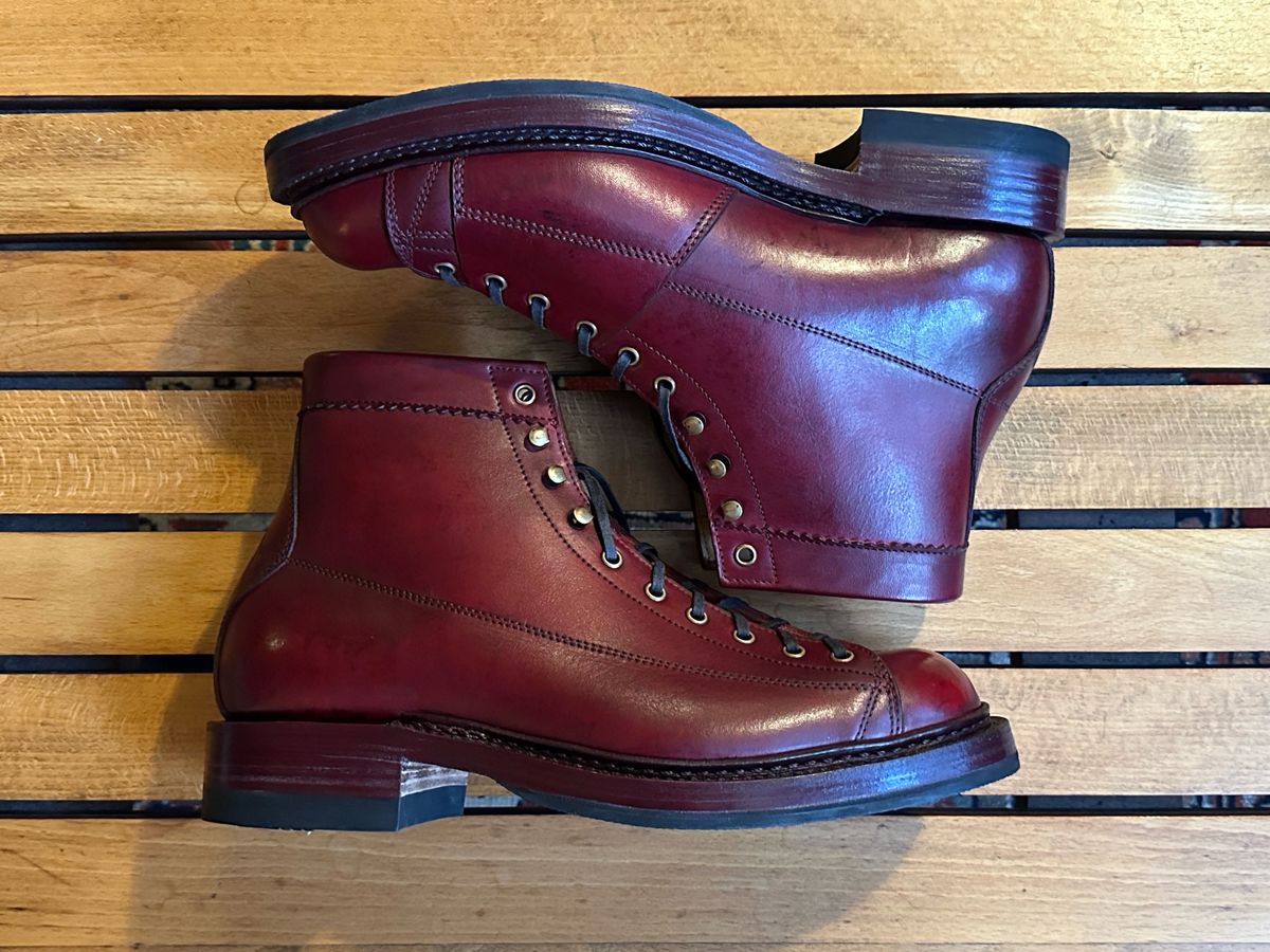 Photo by old_walrus on October 1, 2024 of the Sagara Cordmaster in Indonesian Oil Tanned Merlot.