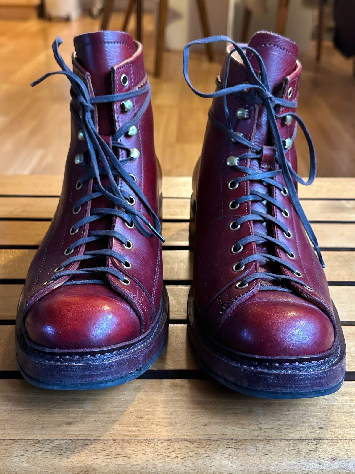 Photo by old_walrus on January 5, 2025 of the Sagara Cordmaster in Indonesian Oil Tanned Merlot.