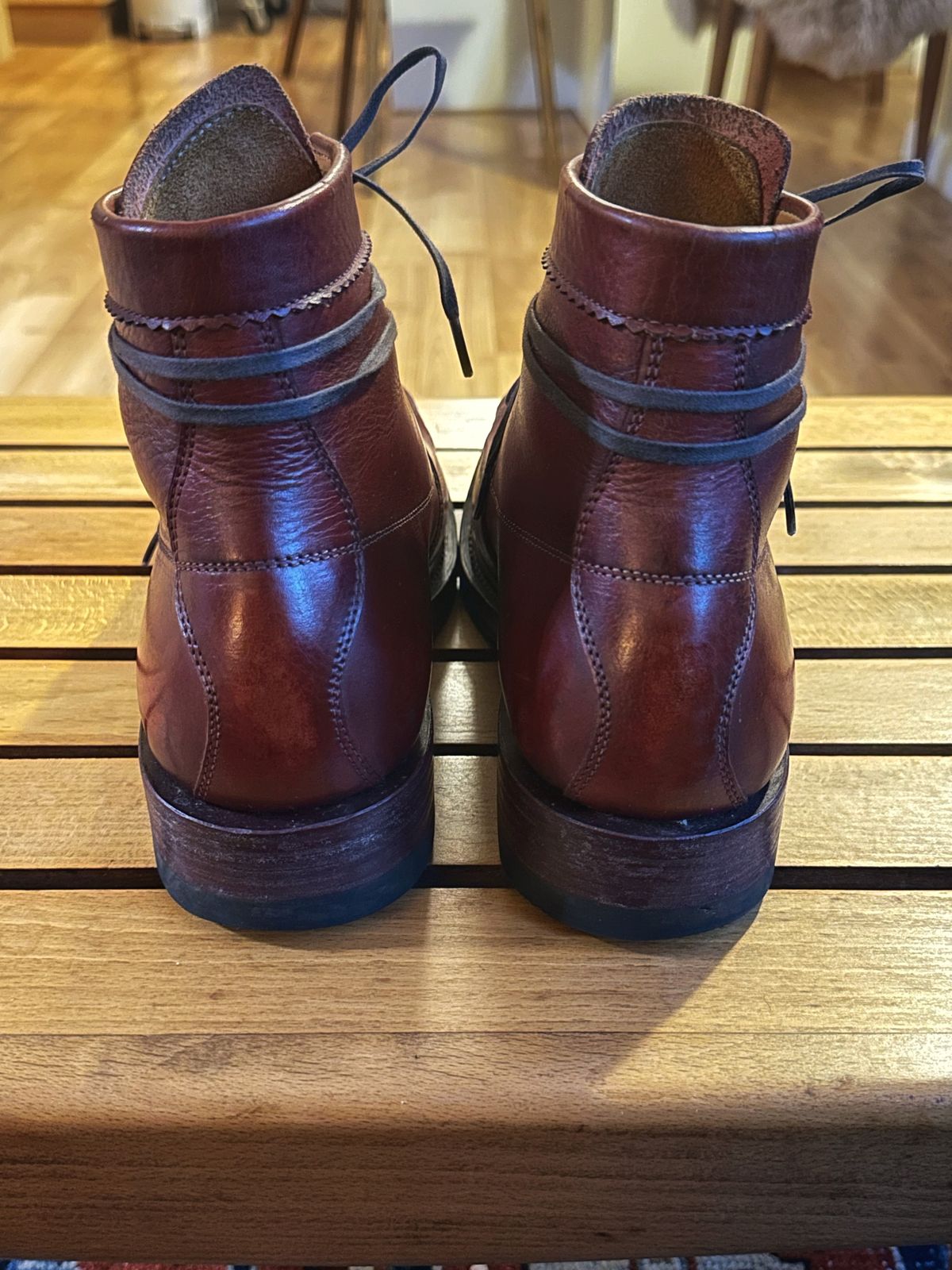 Photo by old_walrus on February 5, 2025 of the Sagara Cordmaster in Indonesian Oil Tanned Merlot.