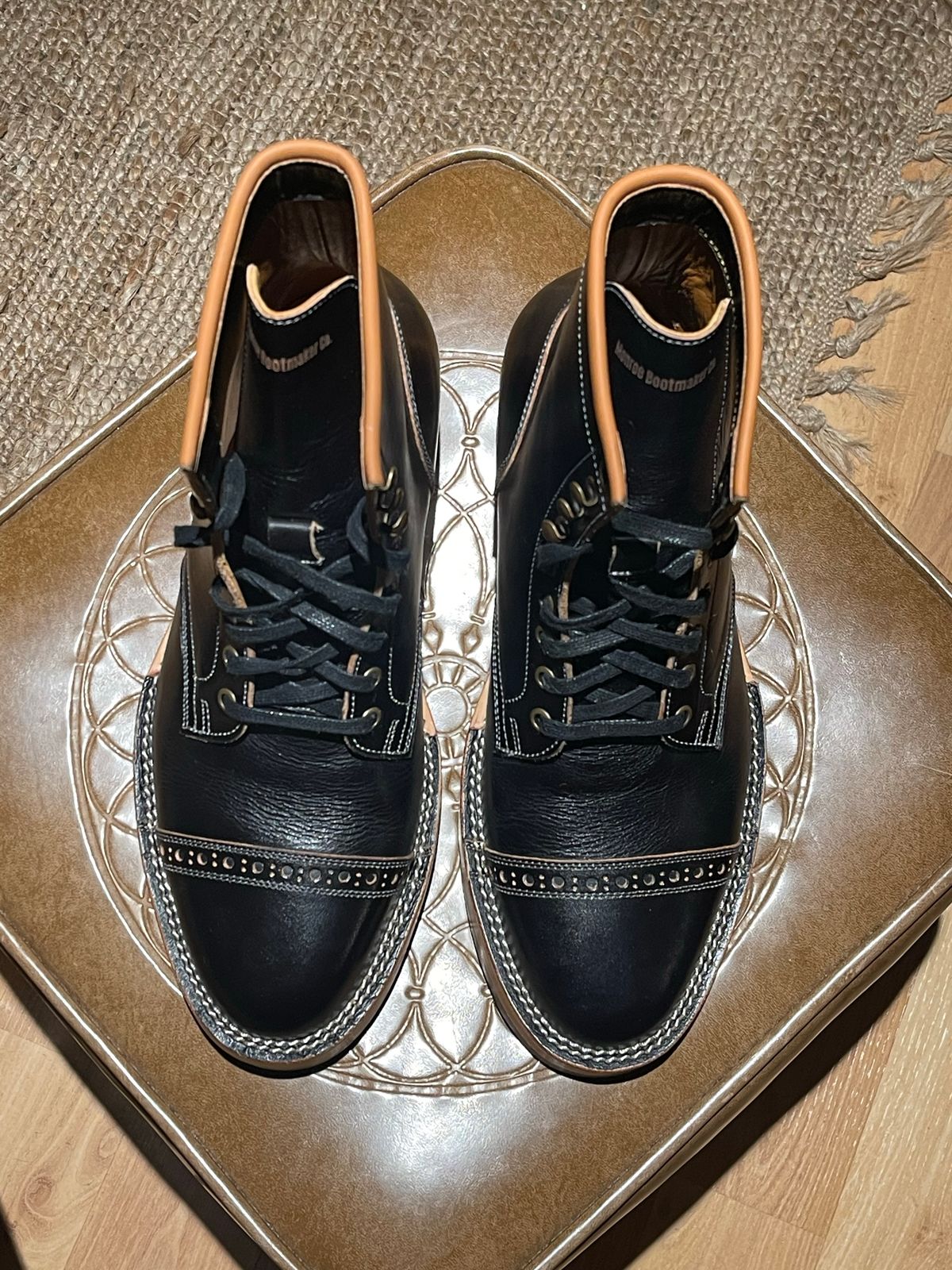 Photo by old_walrus on October 1, 2022 of the Monroe 19927 in Malayan Black Hand-Dyed Natural Veg Tan.