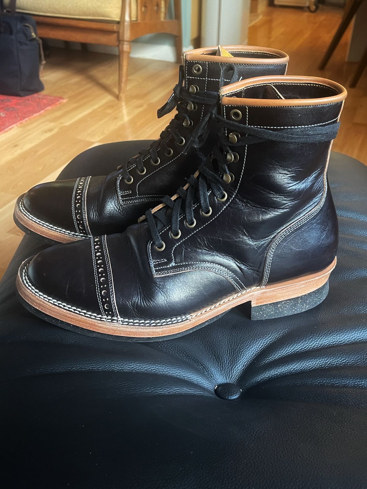 Photo by old_walrus on November 1, 2022 of the Monroe 19927 in Malayan Black Hand-Dyed Natural Veg Tan.