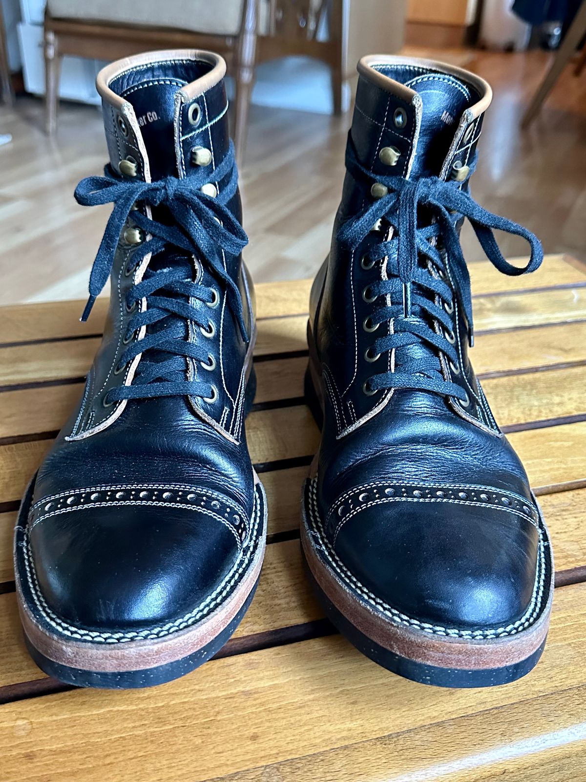 Photo by old_walrus on February 2, 2023 of the Monroe 19927 in Malayan Black Hand-Dyed Natural Veg Tan.