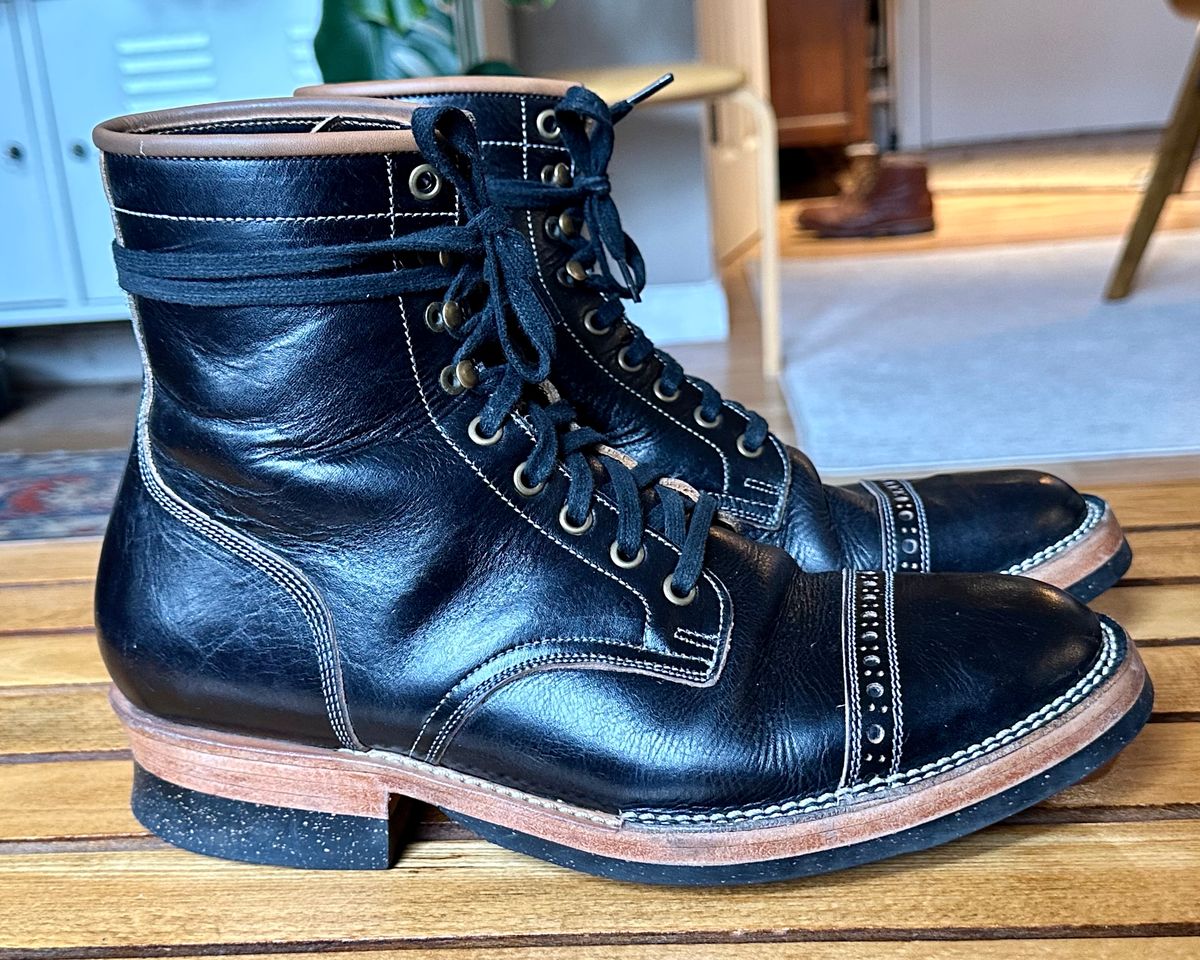 Photo by old_walrus on March 2, 2023 of the Monroe 19927 in Malayan Black Hand-Dyed Natural Veg Tan.