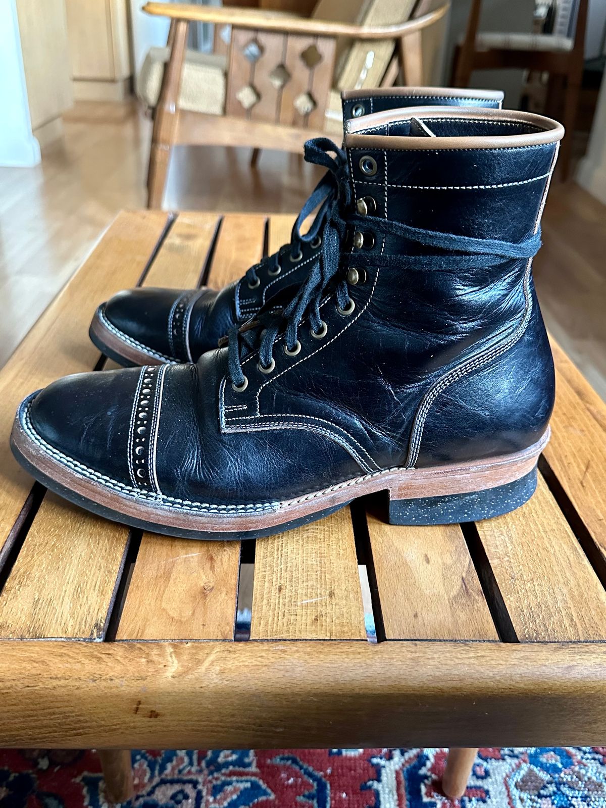 Photo by old_walrus on April 4, 2023 of the Monroe 19927 in Malayan Black Hand-Dyed Natural Veg Tan.