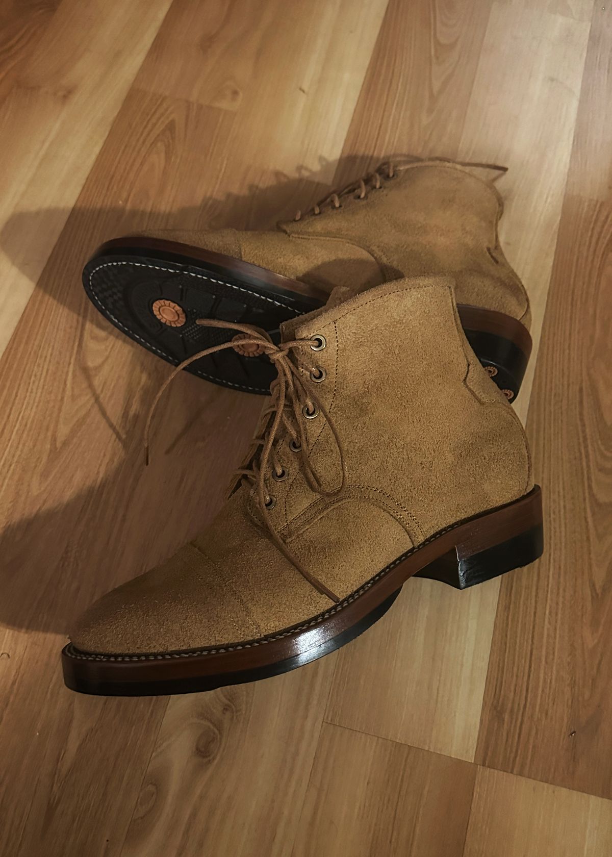 Photo by old_walrus on August 27, 2025 of the Mora Son Shoes De Brazza in Indonesian CH Dark Havana - Roughout.
