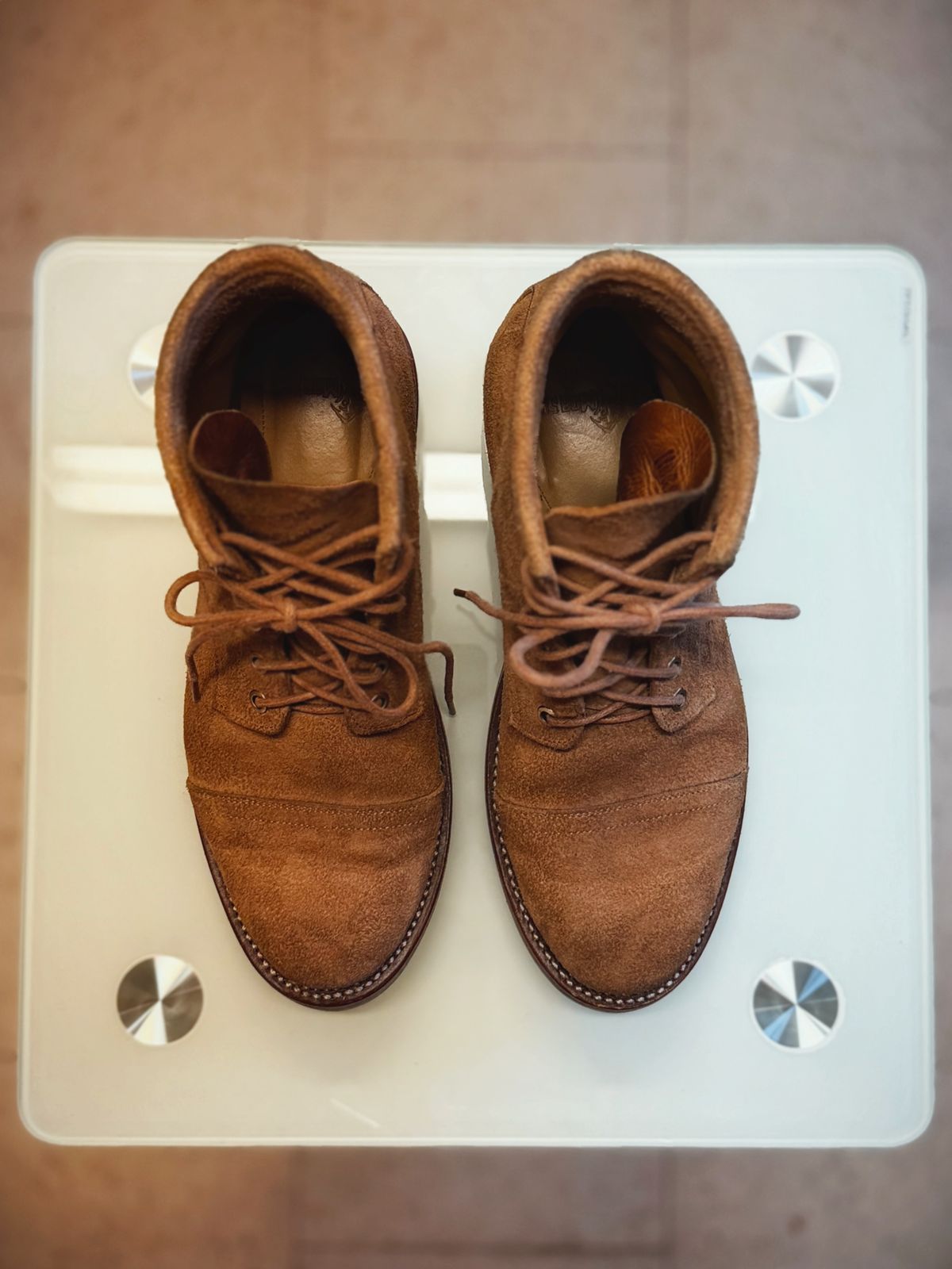 Photo by old_walrus on December 4, 2025 of the Mora Son Shoes De Brazza in Indonesian CH Dark Havana - Roughout.