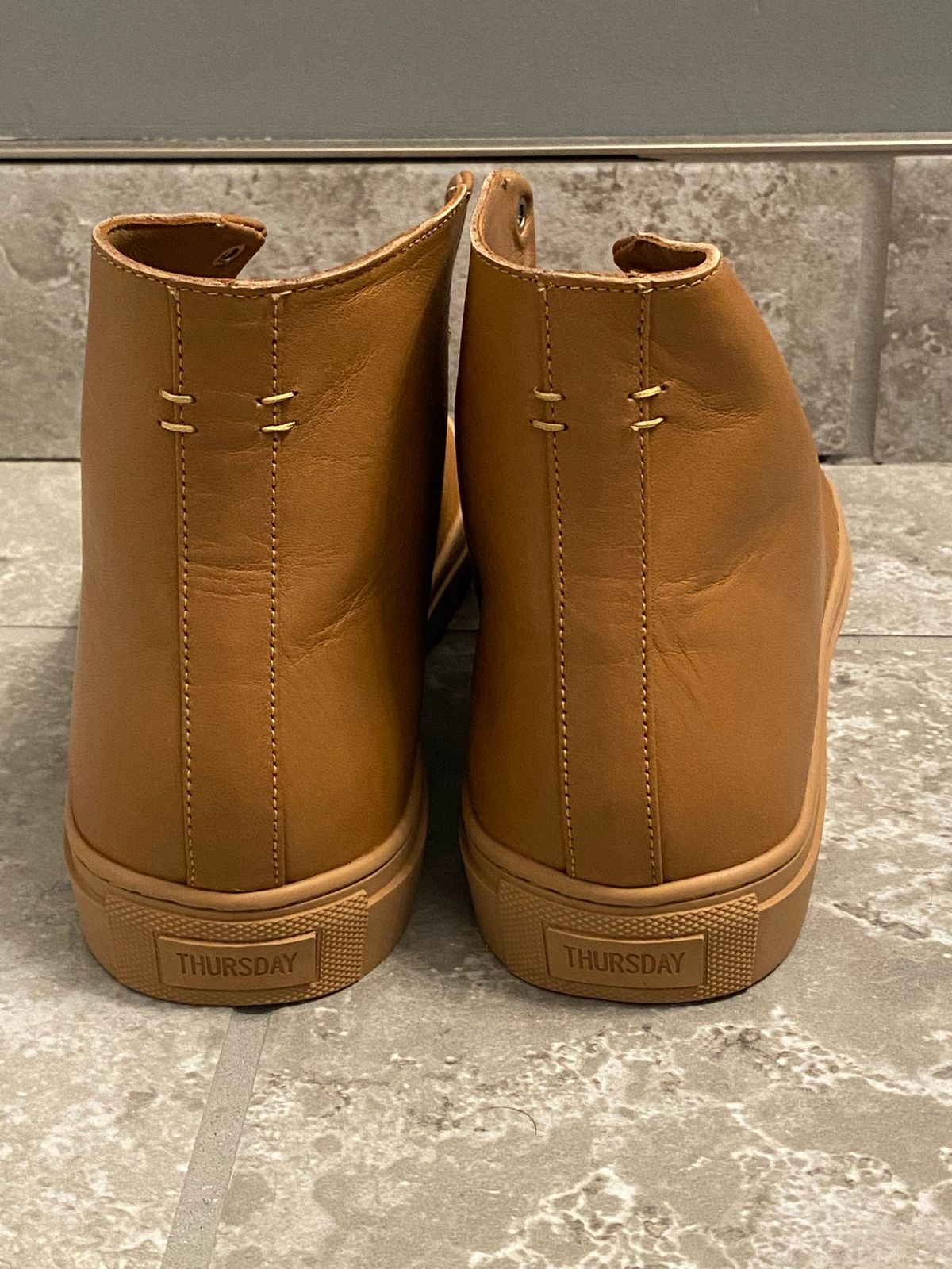 Photo by blytle on October 1, 2022 of the Thursday Premier High Top in Natural Vachetta.