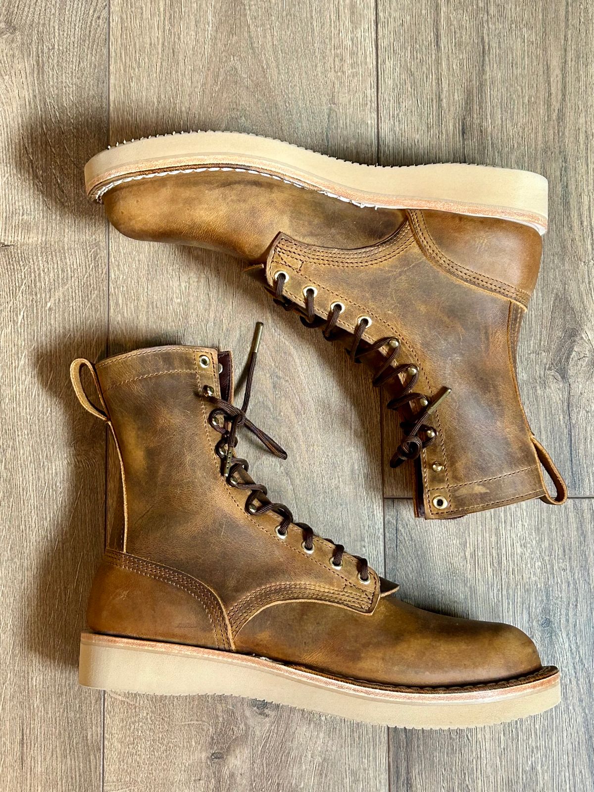 Photo by blytle on October 1, 2023 of the Nicks Traveler in Horween Orange Predator.