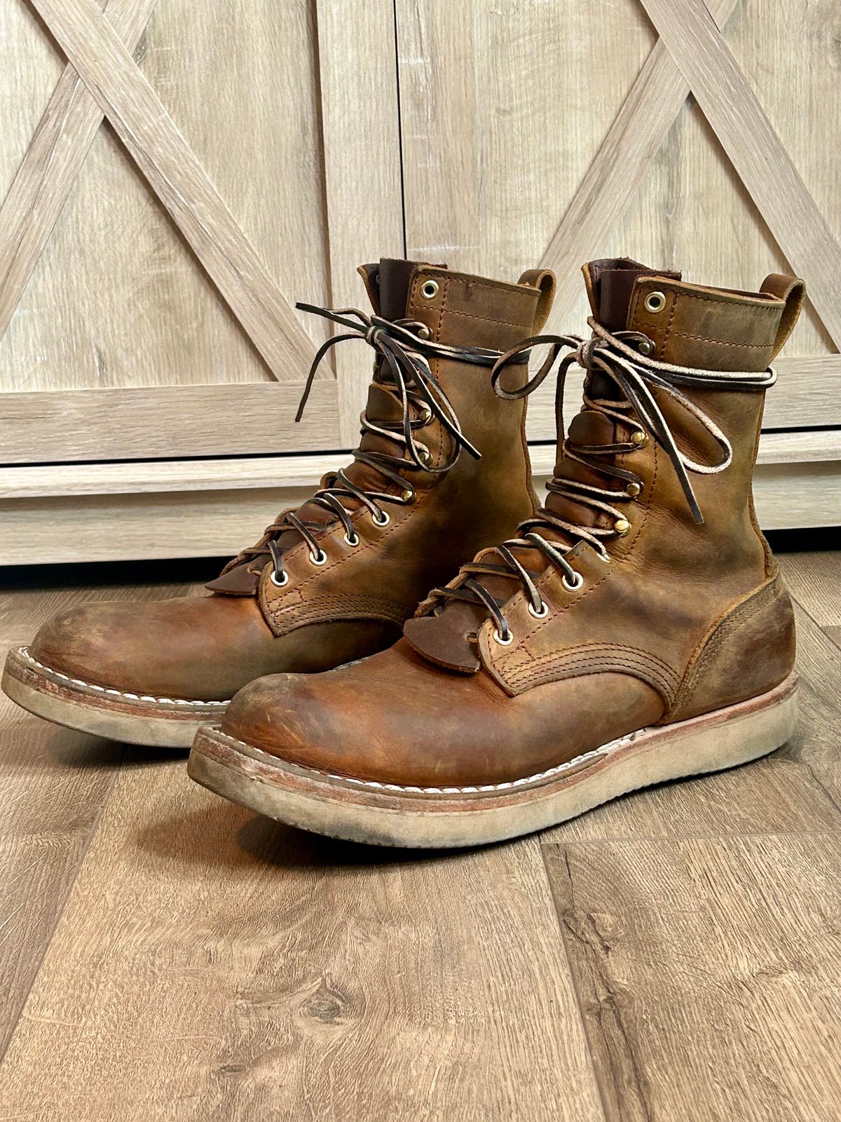 Photo by blytle on November 5, 2023 of the Nicks Traveler in Horween Orange Predator.