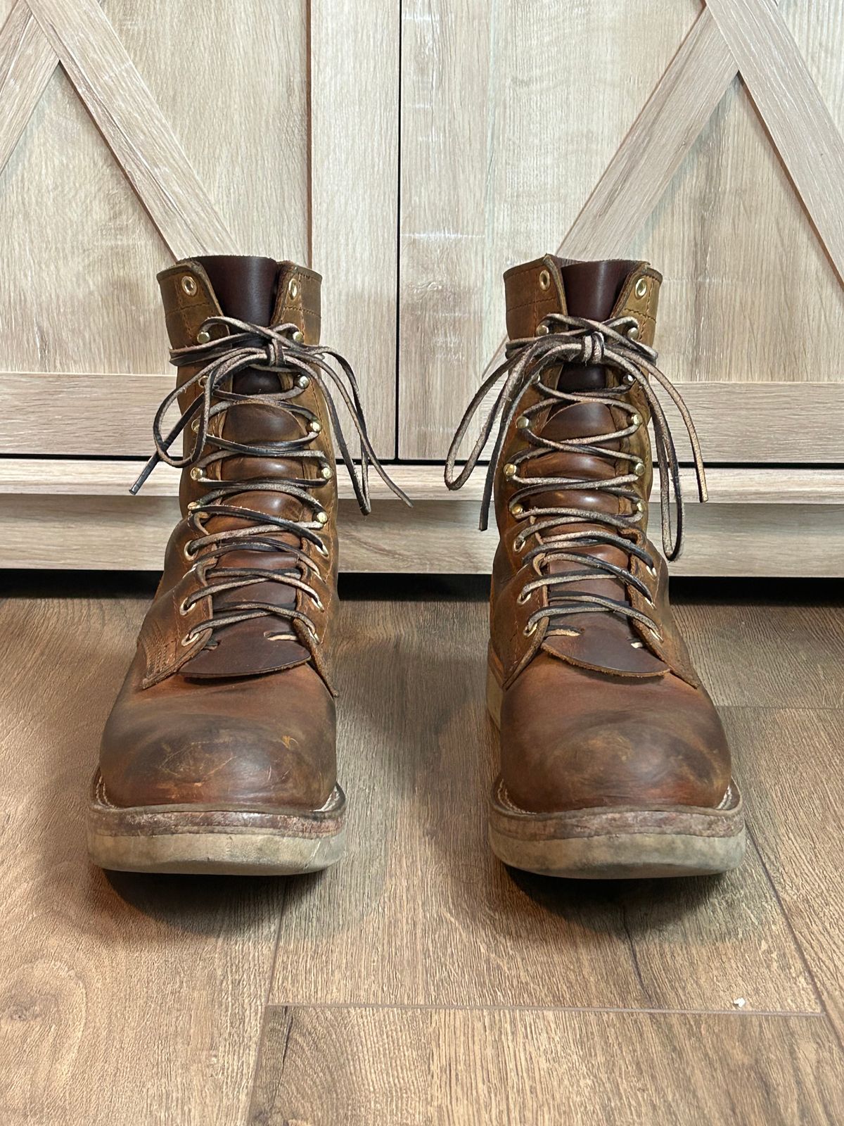 Photo by blytle on January 5, 2024 of the Nicks Traveler in Horween Orange Predator.