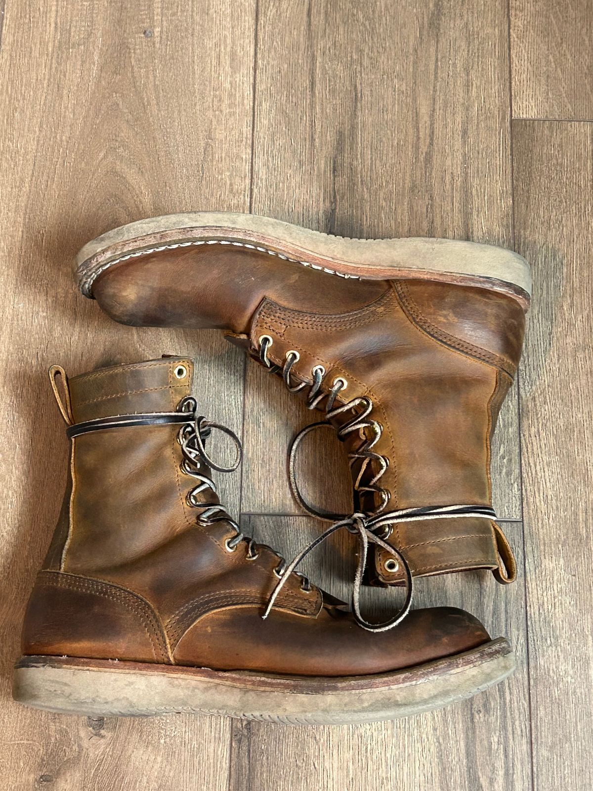Photo by blytle on January 5, 2024 of the Nicks Traveler in Horween Orange Predator.