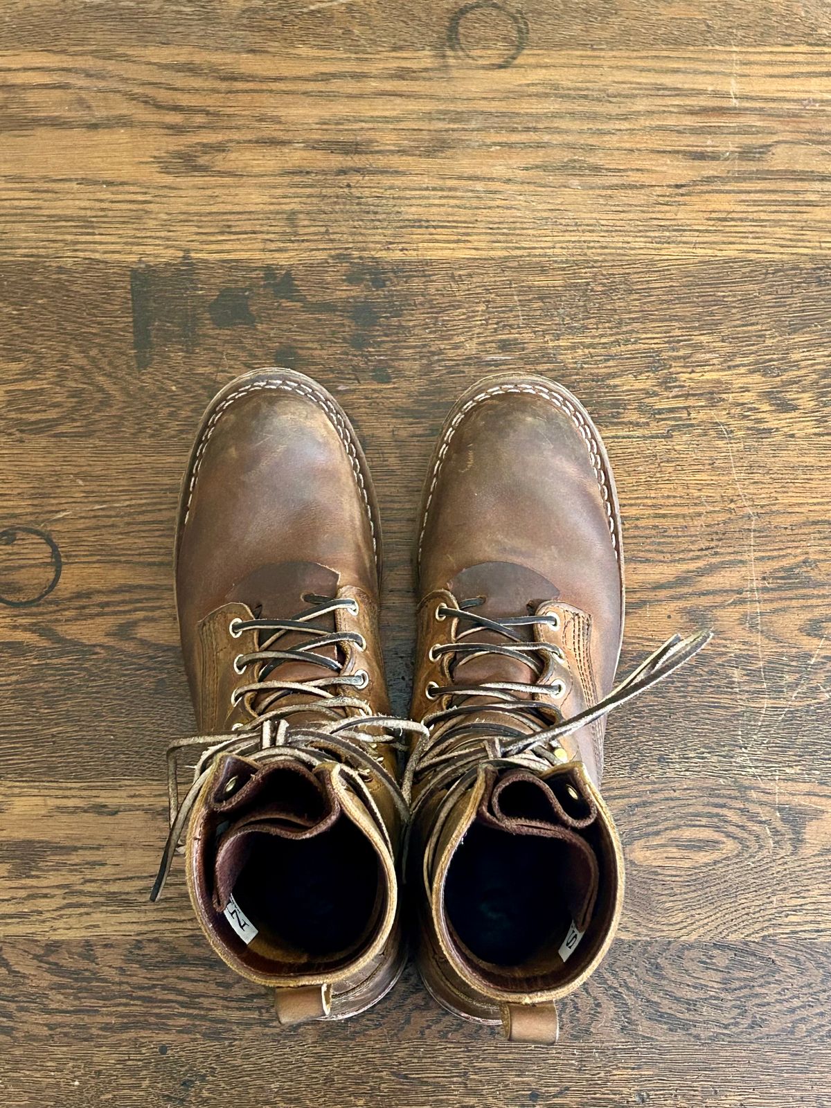 Photo by blytle on February 5, 2024 of the Nicks Traveler in Horween Orange Predator.