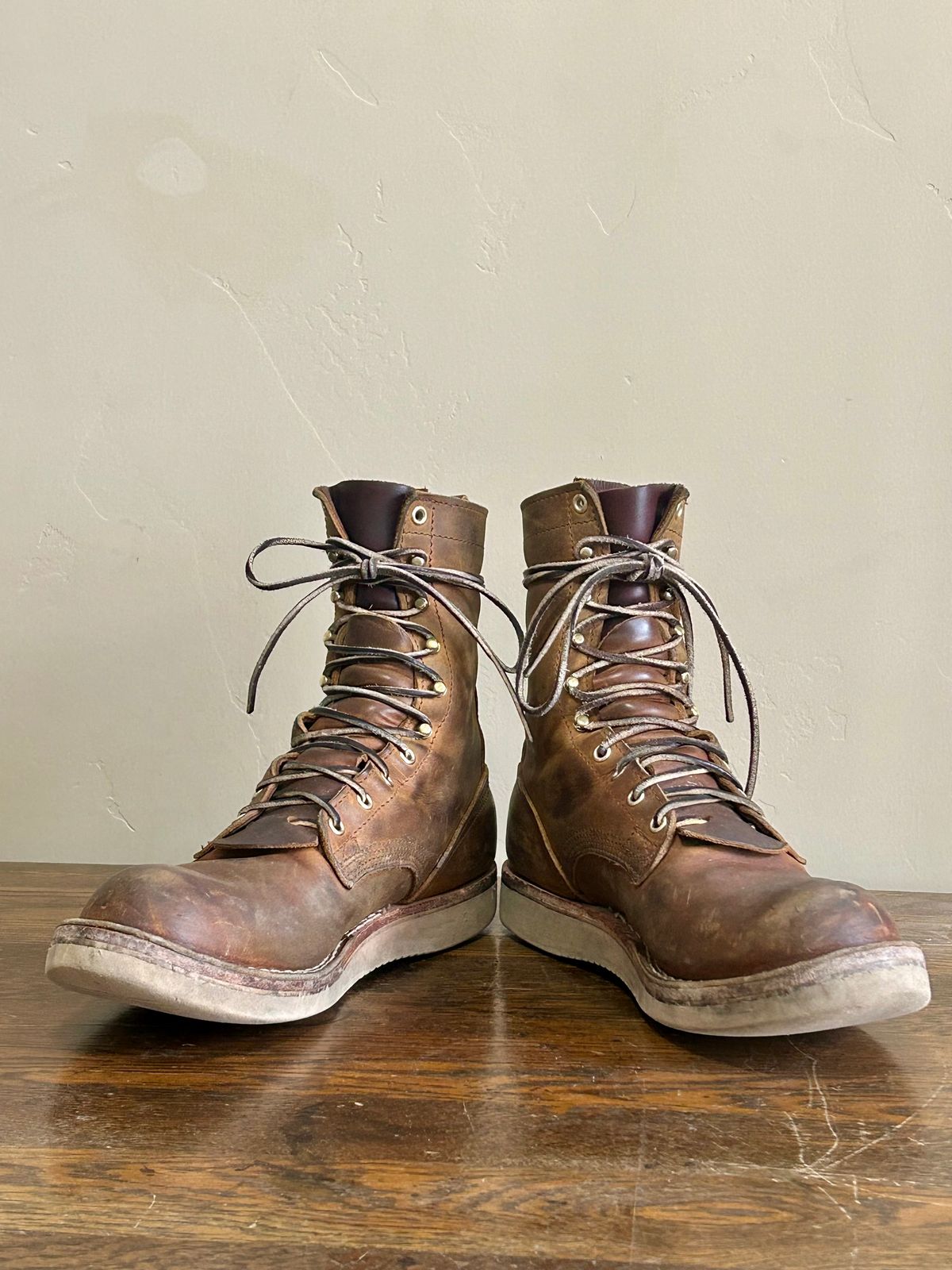 Photo by blytle on March 5, 2024 of the Nicks Traveler in Horween Orange Predator.