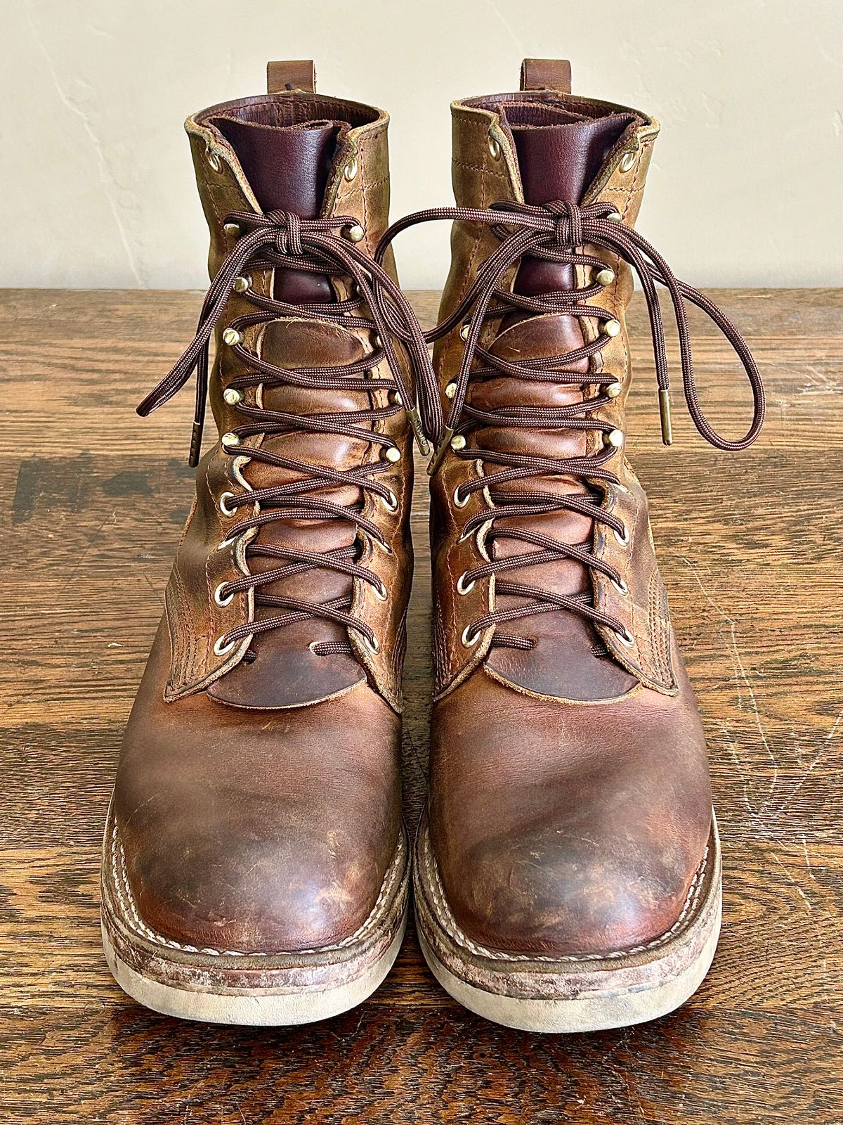 Photo by blytle on April 5, 2024 of the Nicks Traveler in Horween Orange Predator.