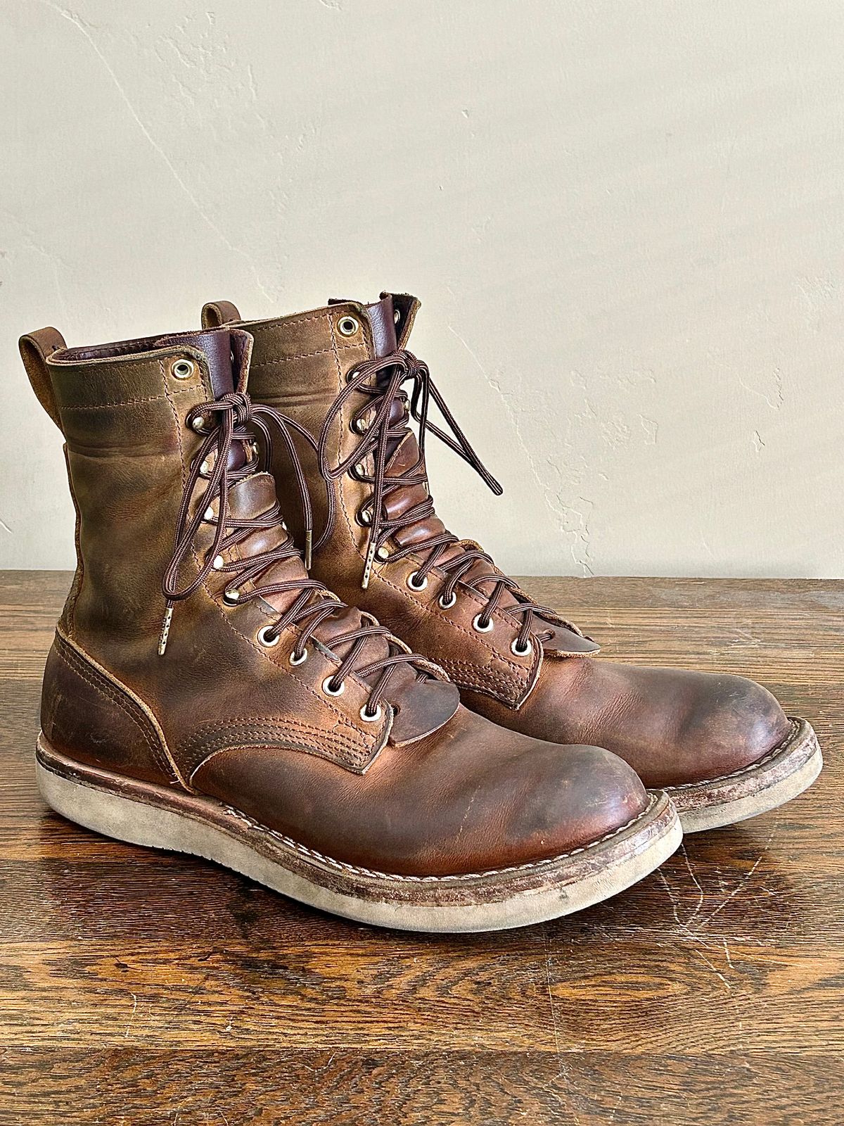 Photo by blytle on April 5, 2024 of the Nicks Traveler in Horween Orange Predator.