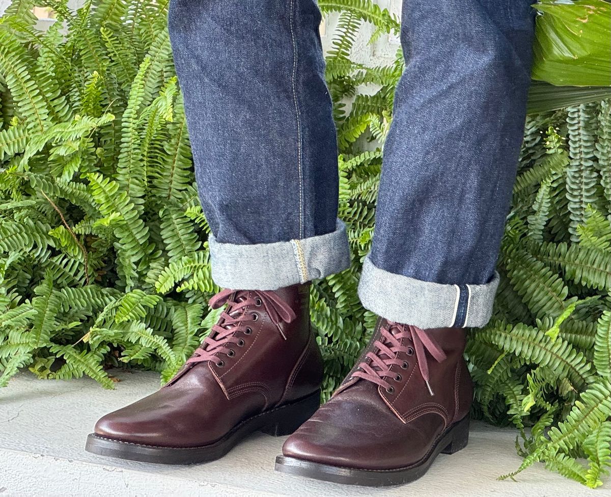 Photo by jag on November 18, 2023 of the Addict Boots AB-06 Service Boots in Brown Horsehide.