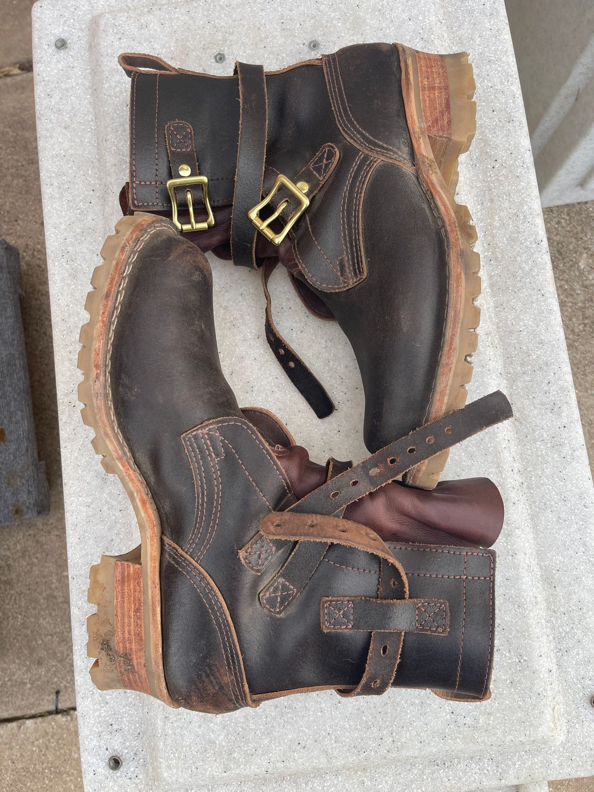 Photo by staceydude on November 16, 2023 of the Nicks TankerPro in Horween Brown Waxed Flesh.
