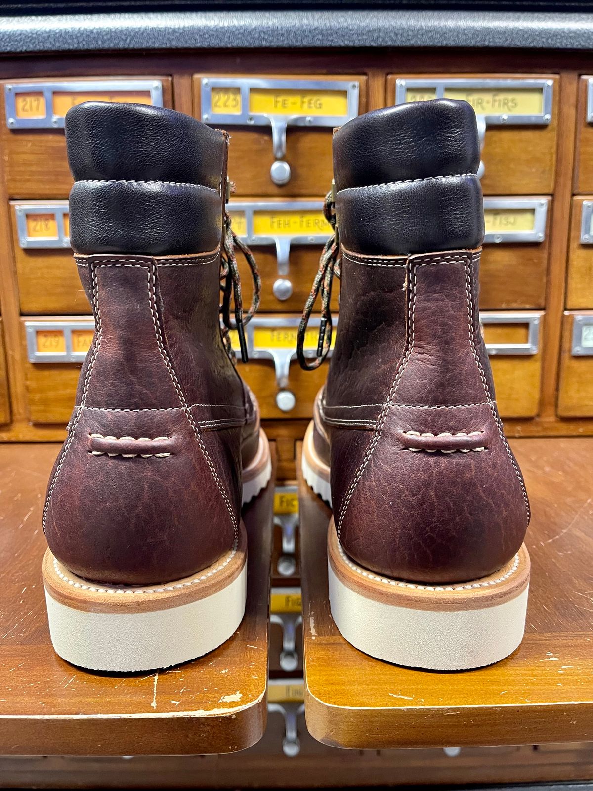 Photo by bootsandblocks on October 1, 2022 of the Grant Stone Field Boot in Seidel Walnut Bison.