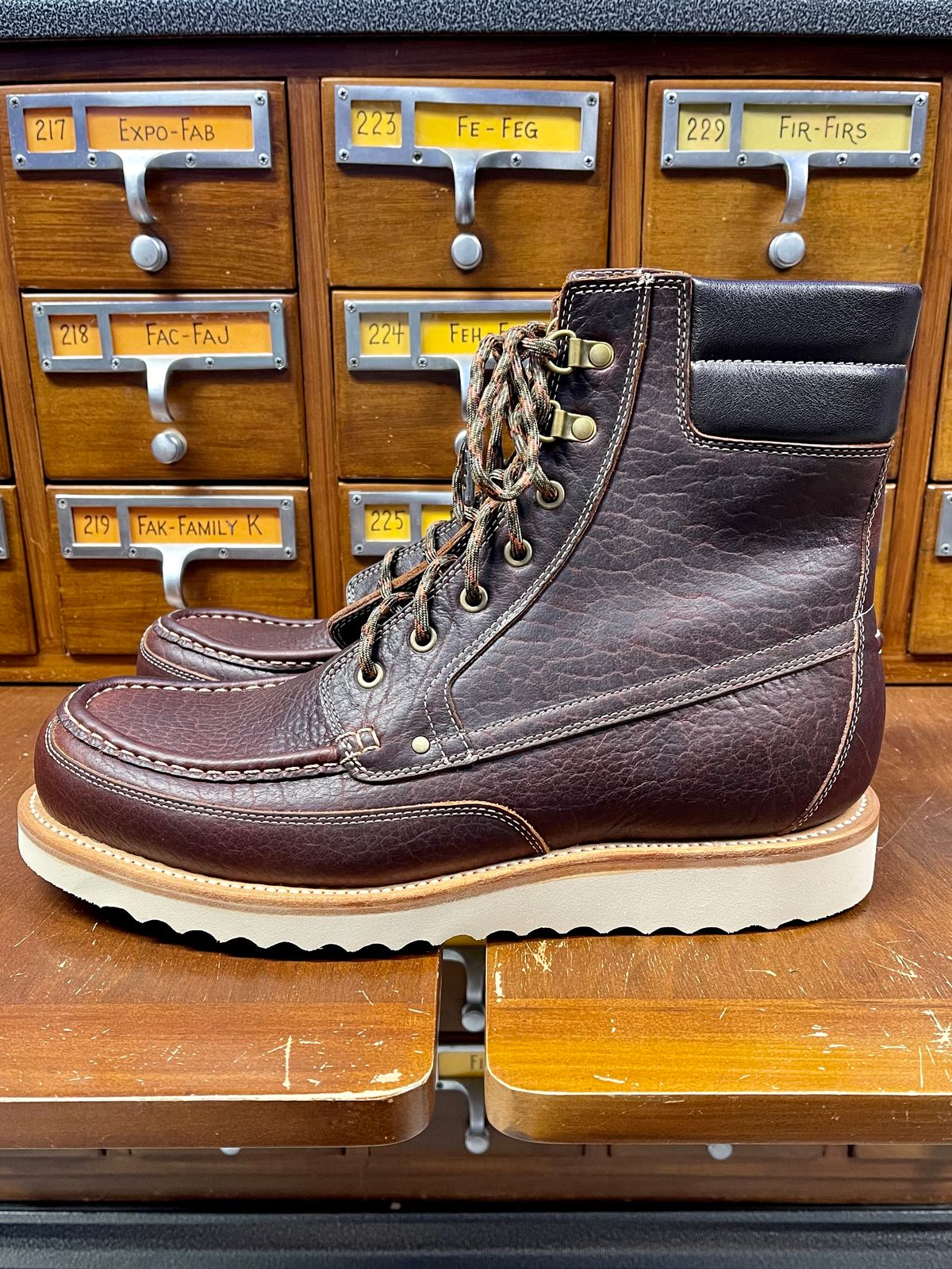 Photo by bootsandblocks on October 1, 2022 of the Grant Stone Field Boot in Seidel Walnut Bison.