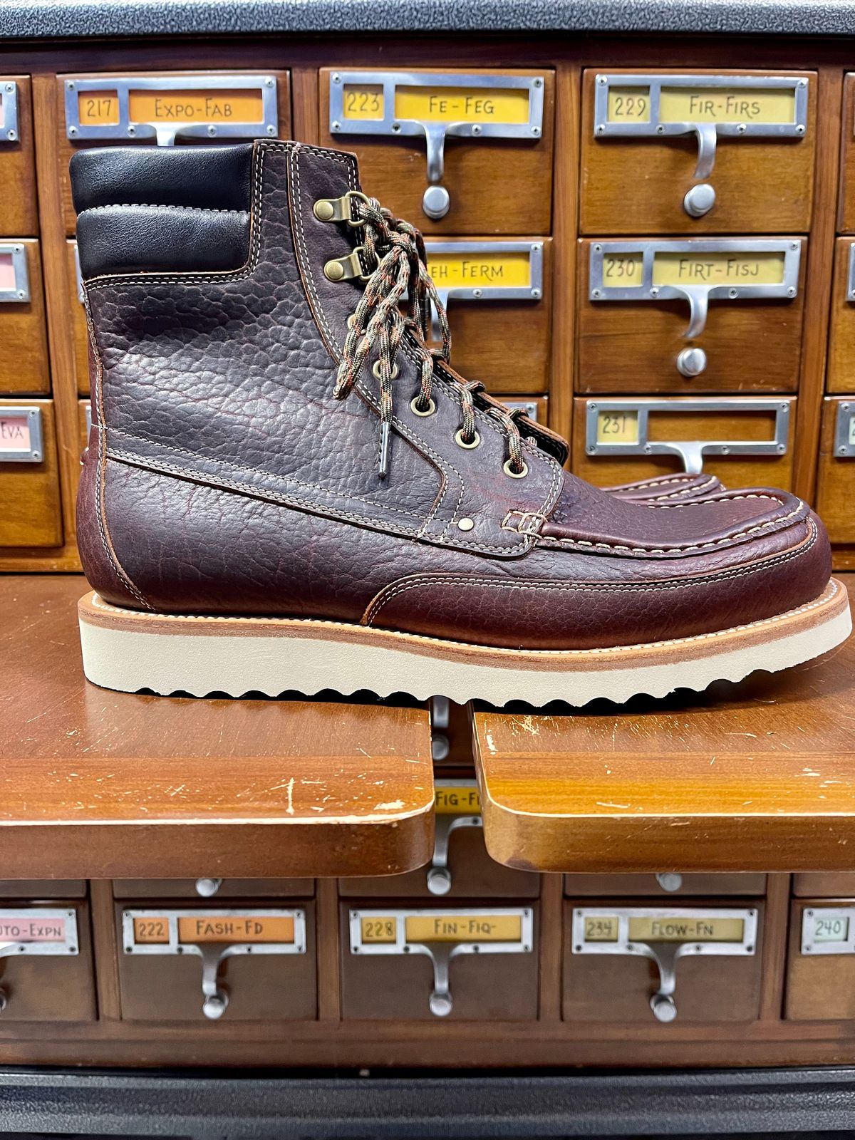 Photo by bootsandblocks on October 1, 2022 of the Grant Stone Field Boot in Seidel Walnut Bison.