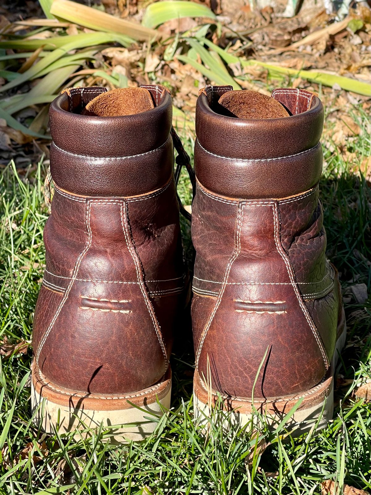 Photo by bootsandblocks on December 3, 2022 of the Grant Stone Field Boot in Seidel Walnut Bison.