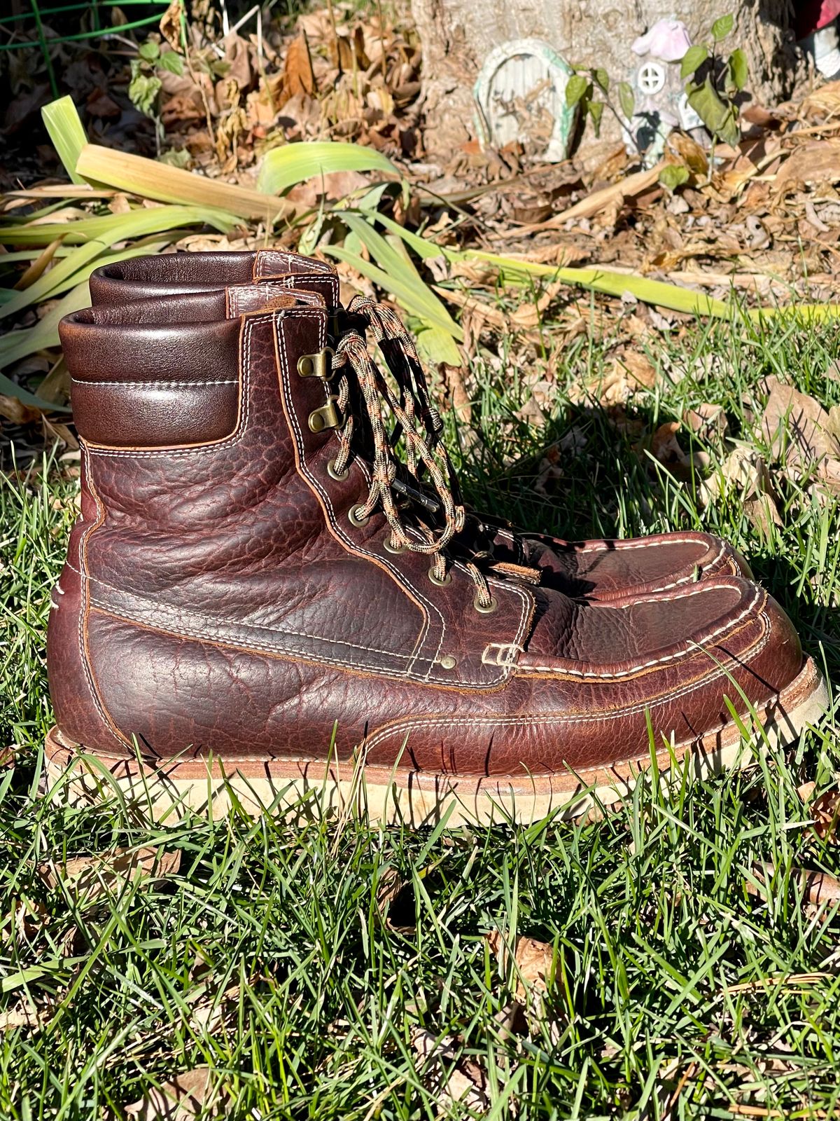 Photo by bootsandblocks on December 3, 2022 of the Grant Stone Field Boot in Seidel Walnut Bison.