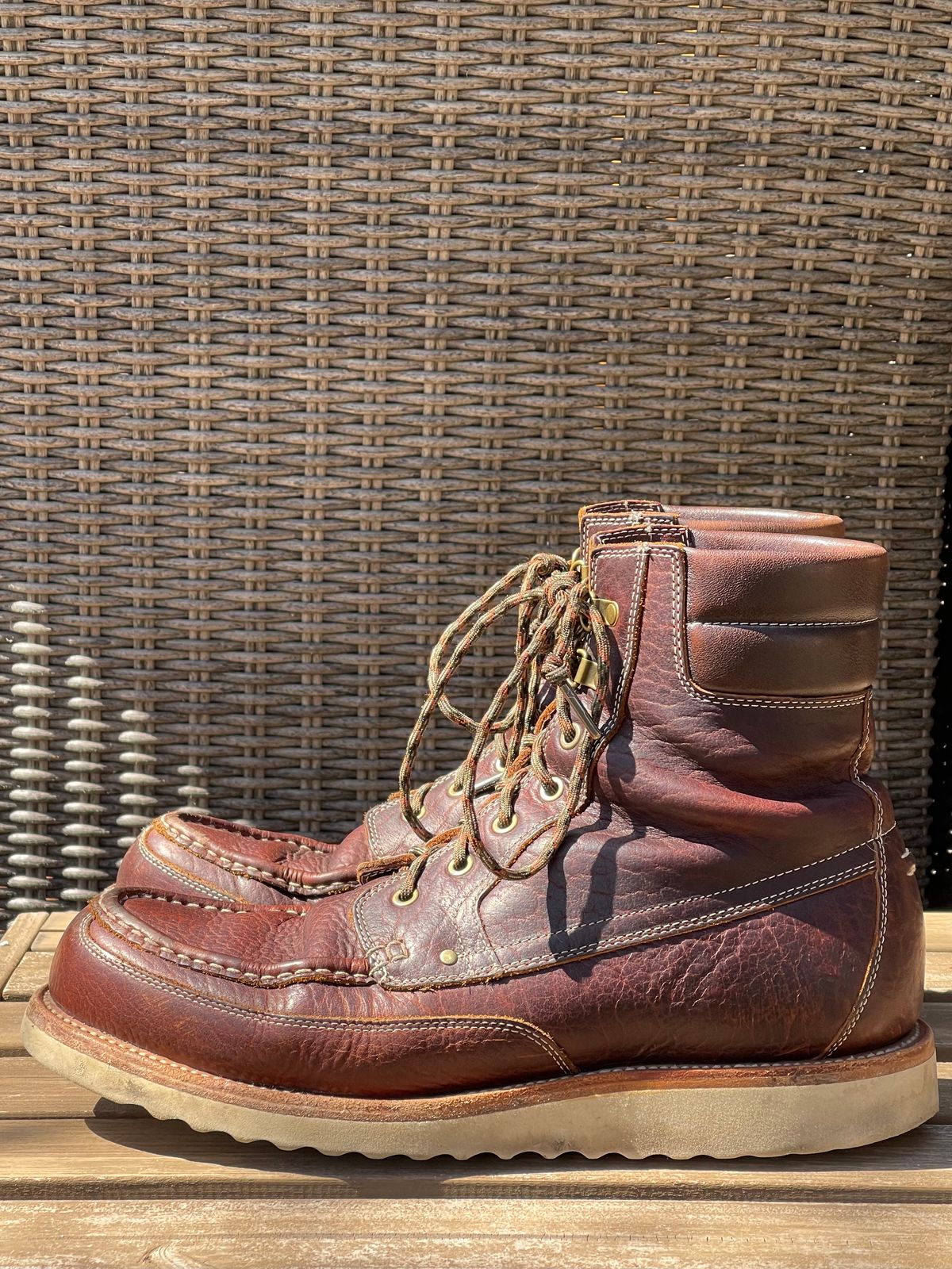 Photo by bootsandblocks on April 2, 2023 of the Grant Stone Field Boot in Seidel Walnut Bison.