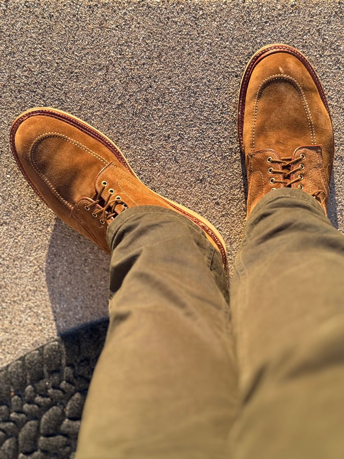 Photo by bootsandblocks on October 2, 2024 of the Alden Indy Boot in Snuff Suede.