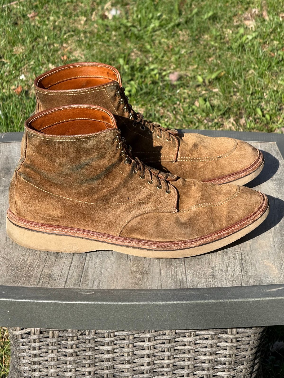 Photo by bootsandblocks on April 3, 2025 of the Alden Indy Boot in Snuff Suede.