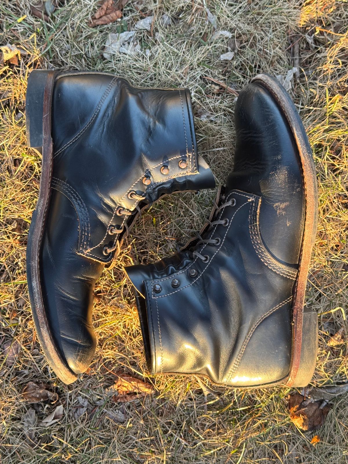 Photo by bootsandblocks on March 2, 2025 of the Red Wing Beckman Flatbox in S.B. Foot Black Klondike.