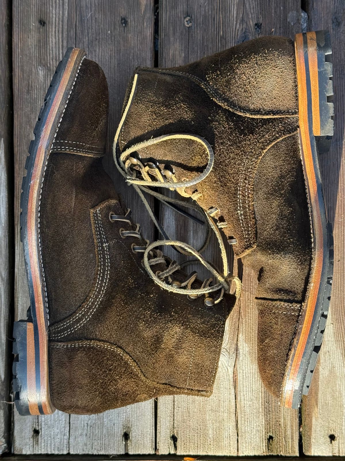 Photo by bootsandblocks on January 5, 2026 of the Parkhurst The Richmond Stitchdown in Dark Olive Waxed Roughout.
