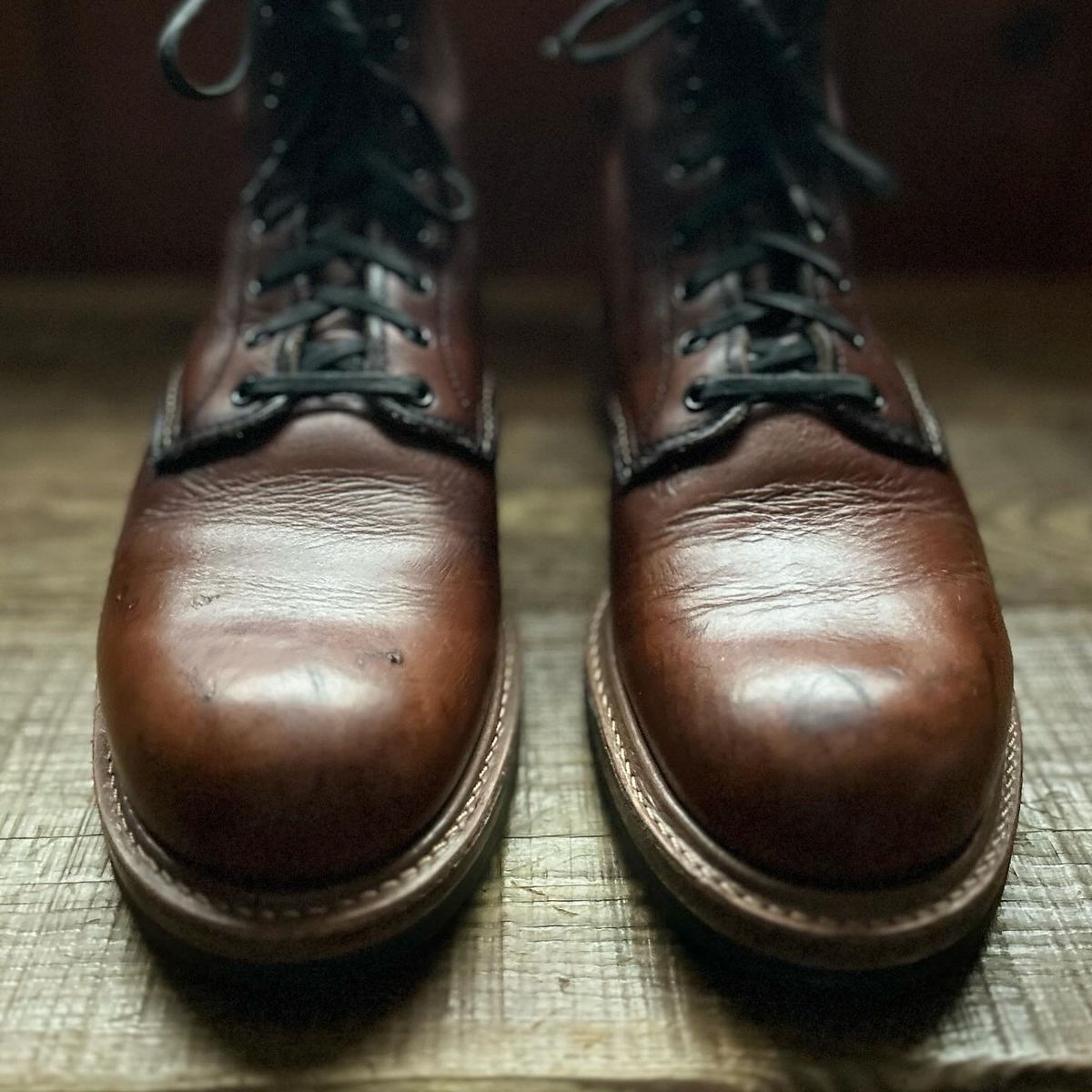 Photo by ezroller on January 25, 2024 of the Red Wing Beckman in S.B. Foot Cigar Featherstone.