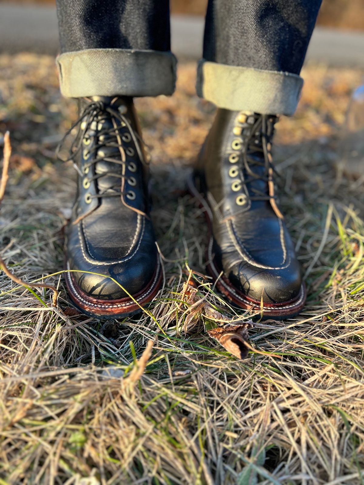 Photo by ezroller on December 15, 2023 of the Grant Stone Brass Boot in Horween Black Chromexcel.