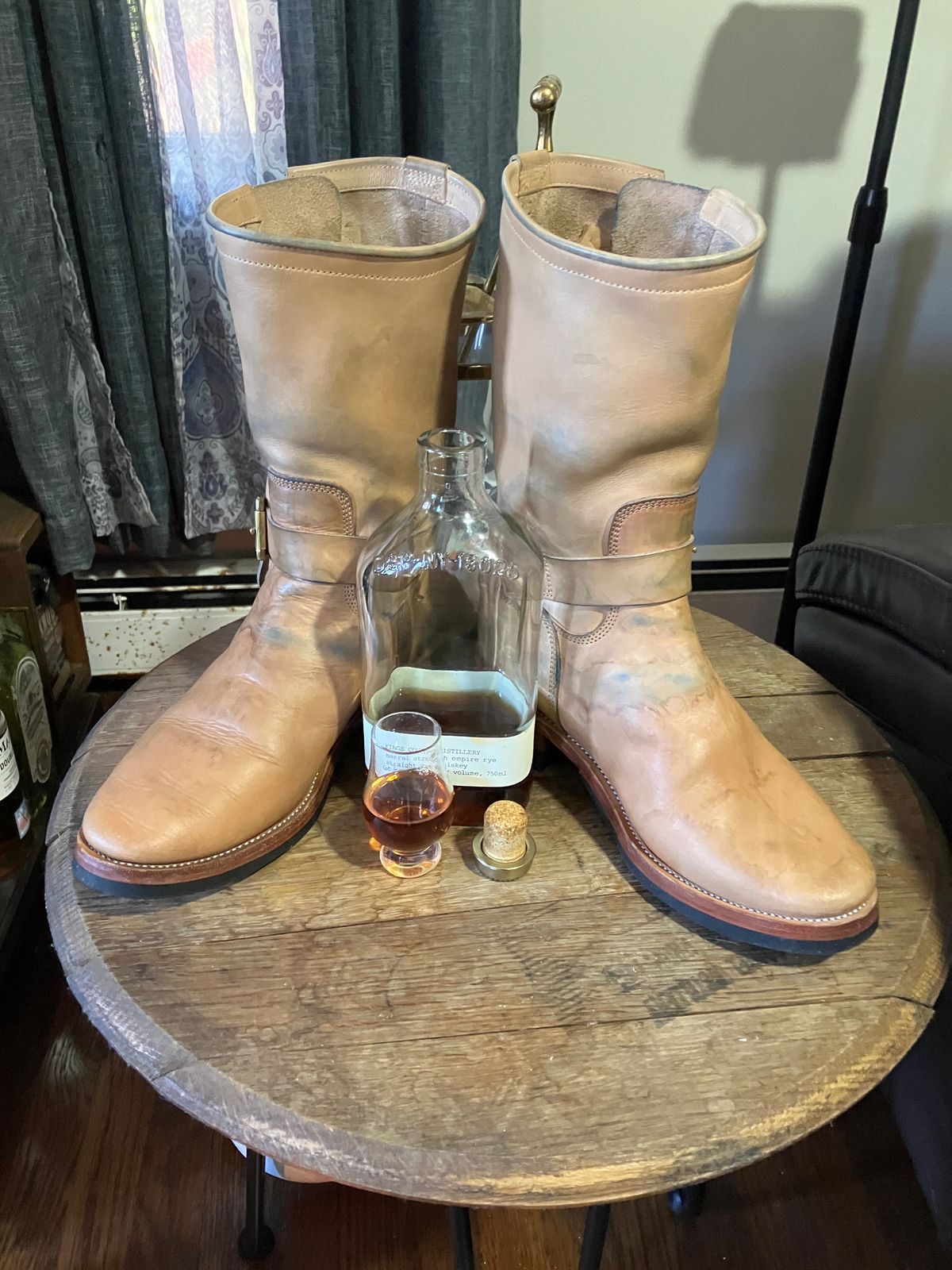 Photo by Bobs0108 on November 2, 2025 of the Imperium Custom Model in Indonesian Natural Pull Up.