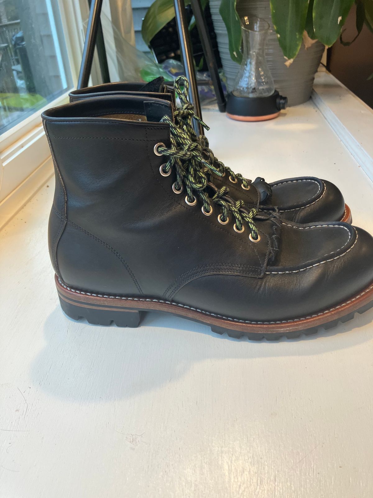 Photo by Bobs0108 on December 3, 2023 of the Johnny Works RL01 in Unknown Leather.