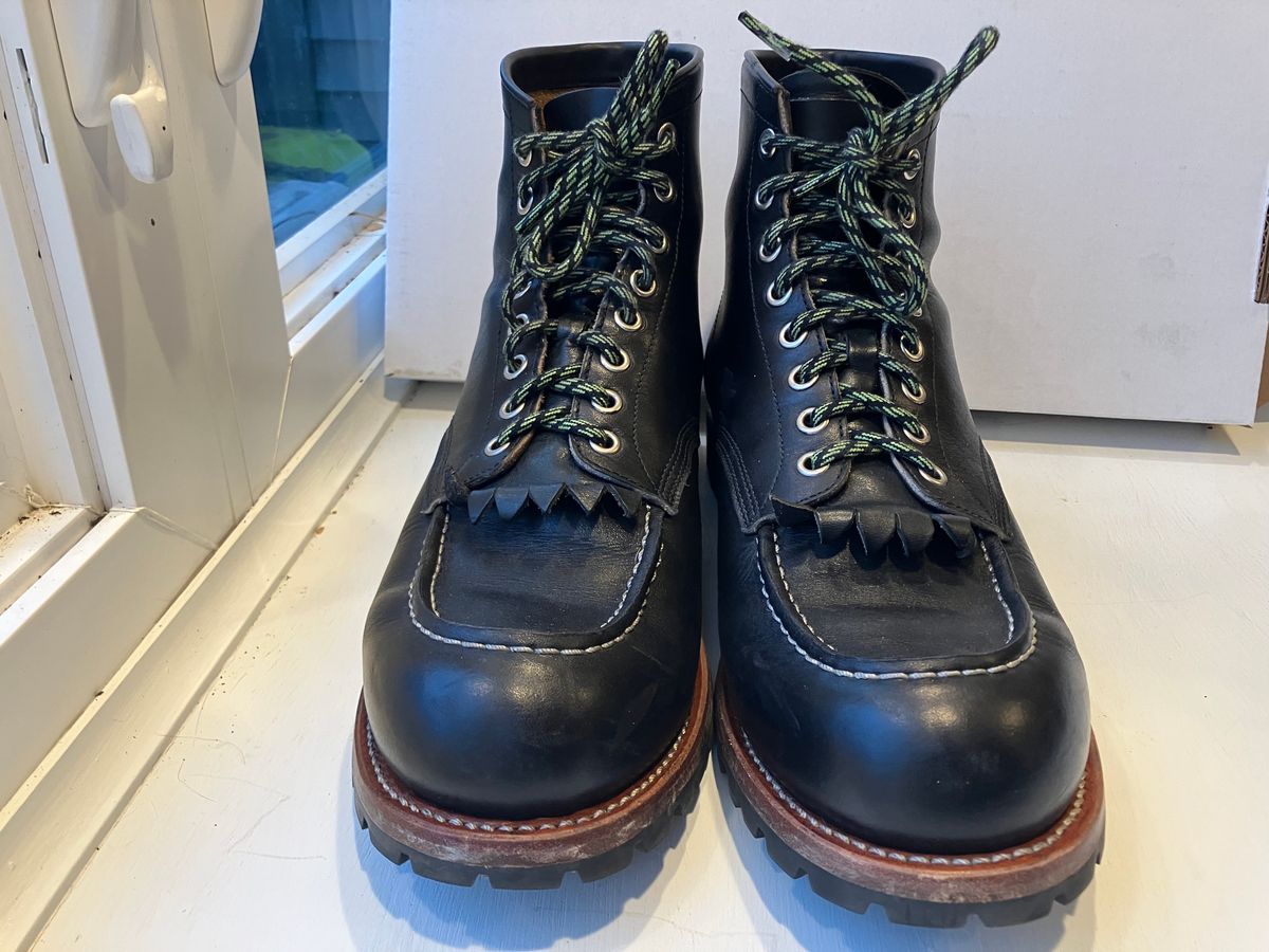 Photo by Bobs0108 on January 3, 2024 of the Johnny Works RL01 in Unknown Leather.